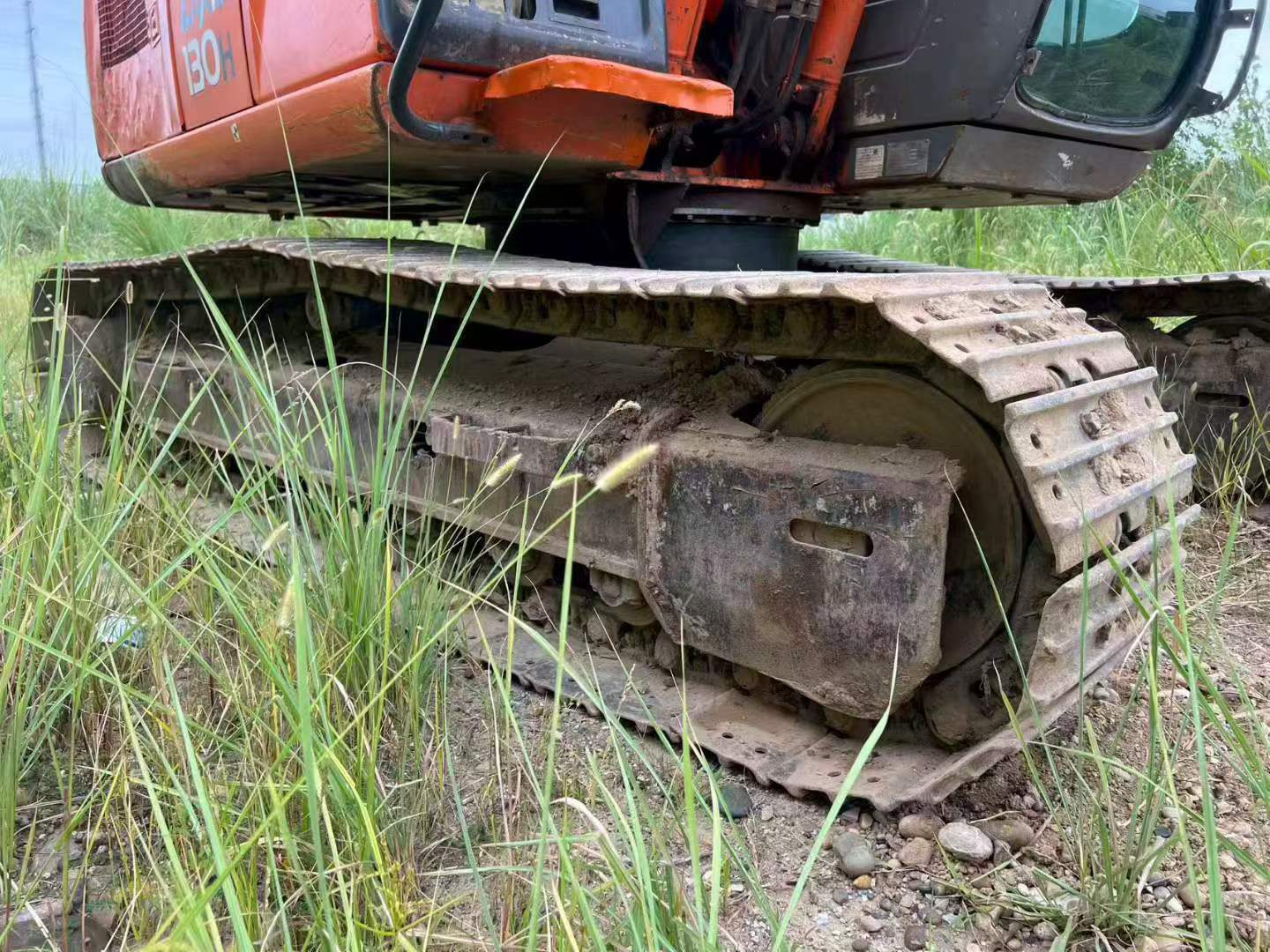 Compre Excavadora Hitachi ZX130H Usada / 9