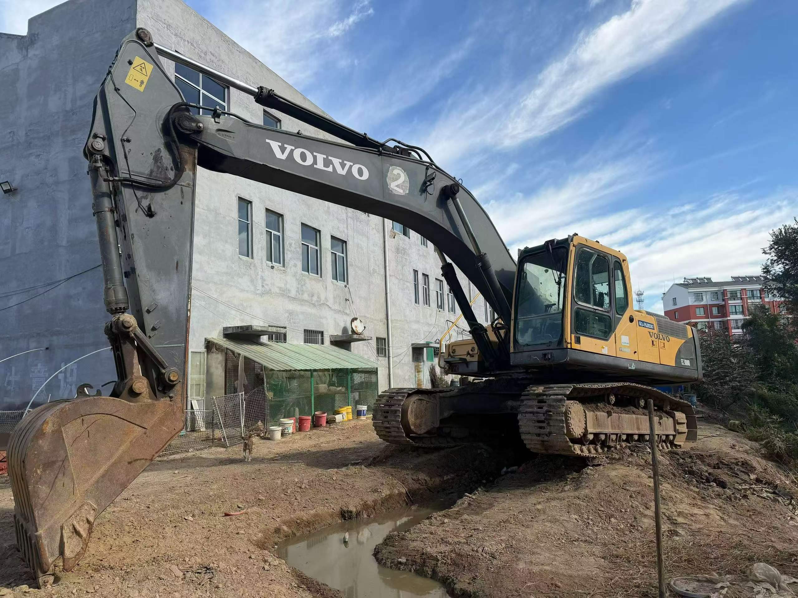 Comprar Volvo EC290 Usado Escavadeira