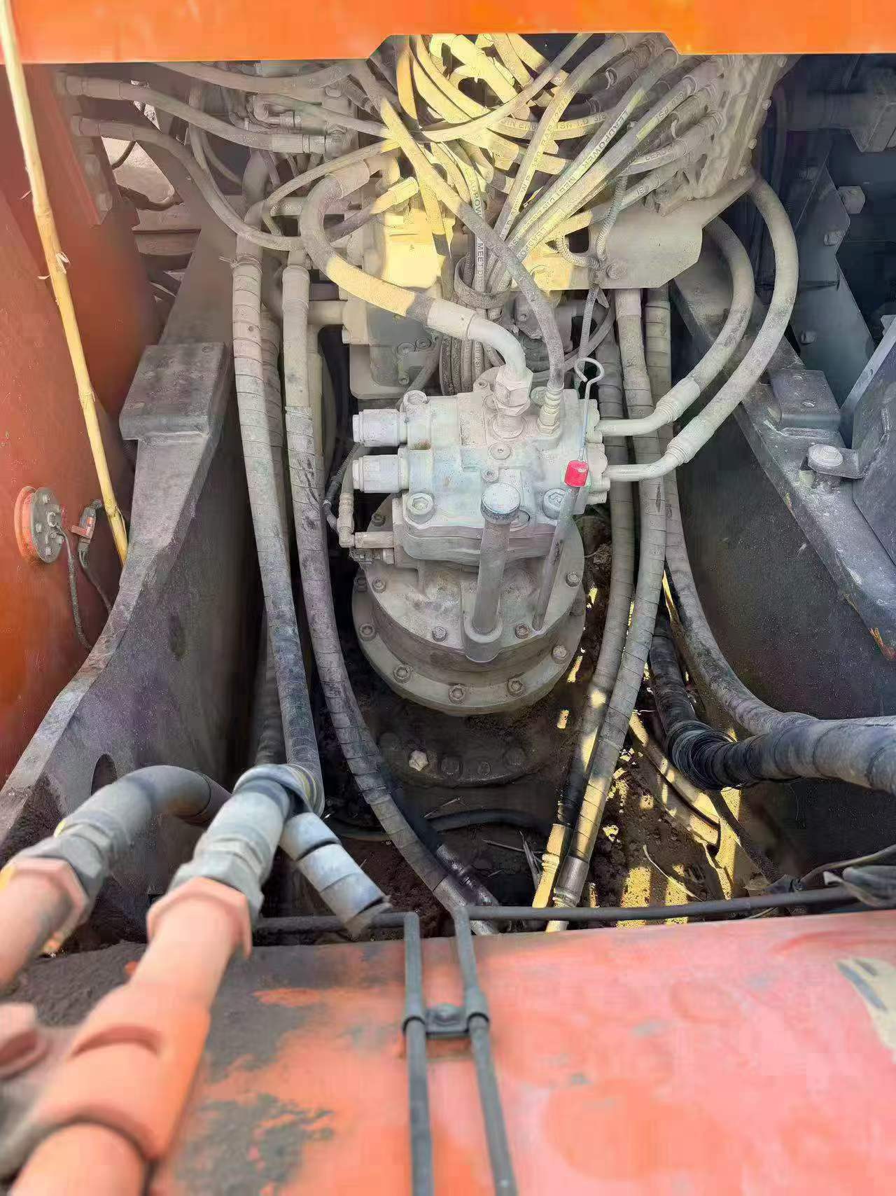 شراء حفارة Hitachi EX210-5 مستعملة / 7