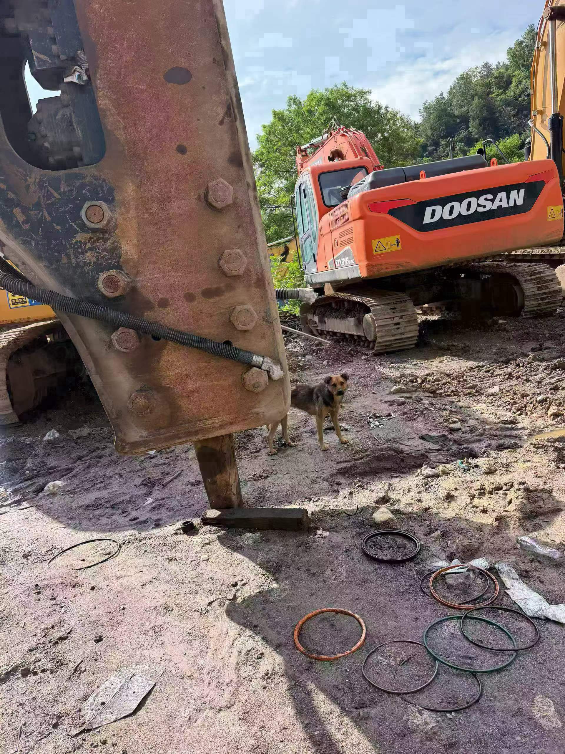 Buy Sany SY750H Used Excavator / 7 Buy Sany SY750H Used Excavator / 7