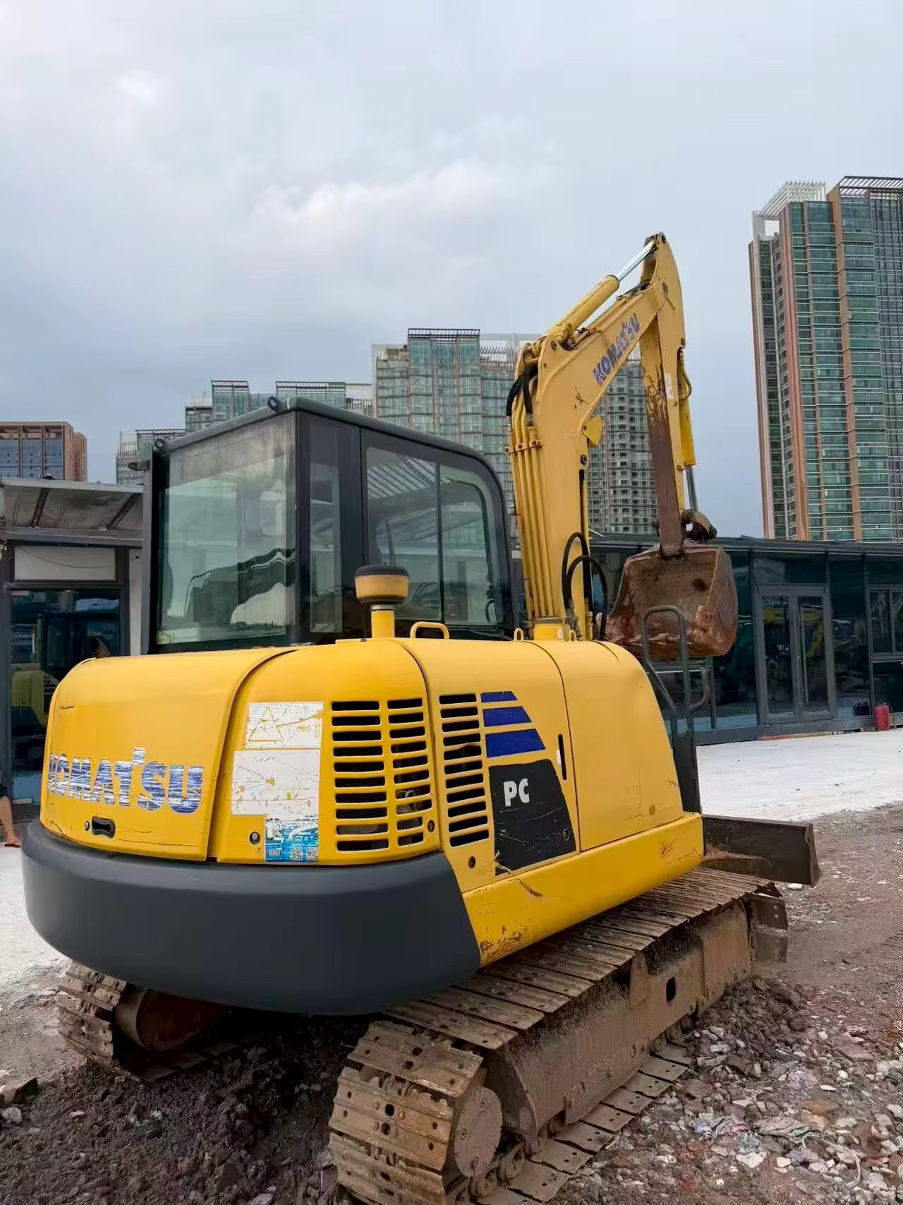 Acheter Pelle Komatsu PC56-7 d'occasion / 3