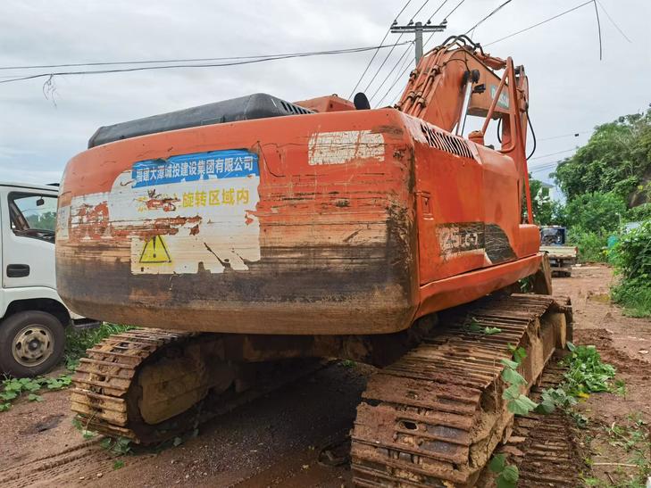 Buy Doosan DH225-7 Used Excavator / 1