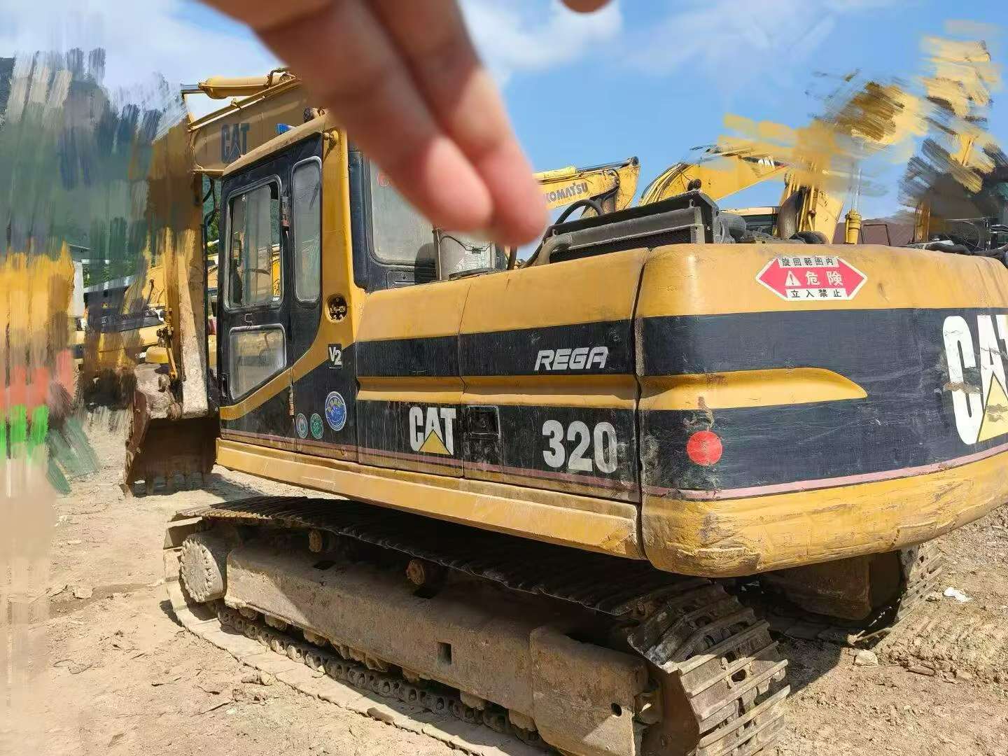 Compre Escavadeira Caterpillar 320V2 Usada / 4 Compre Escavadeira Caterpillar 320V2 Usada / 4