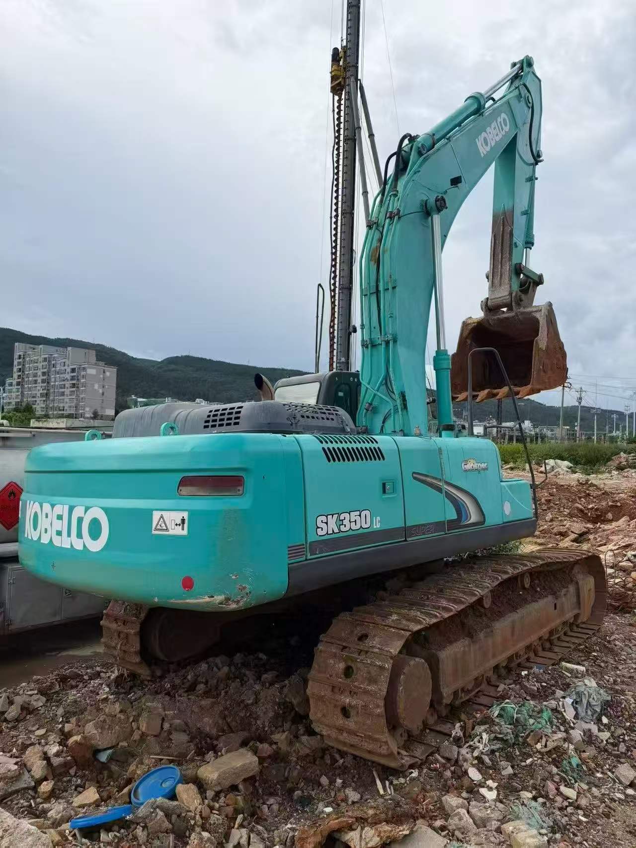 Buy Kobelco SK350-8 Used Excavator / 1