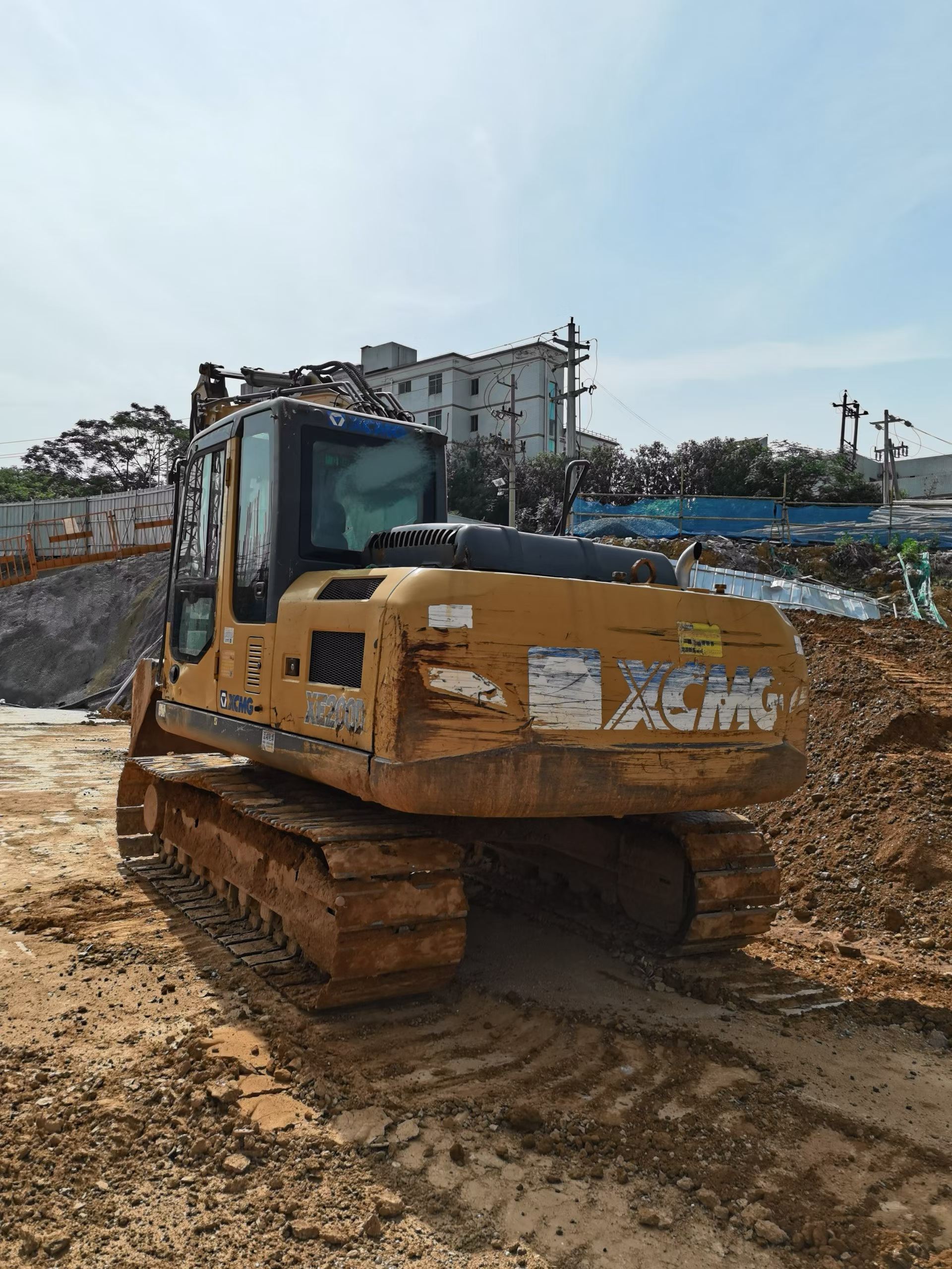 Buy XCMG XE150 Used Excavator / 2 Buy XCMG XE150 Used Excavator / 2