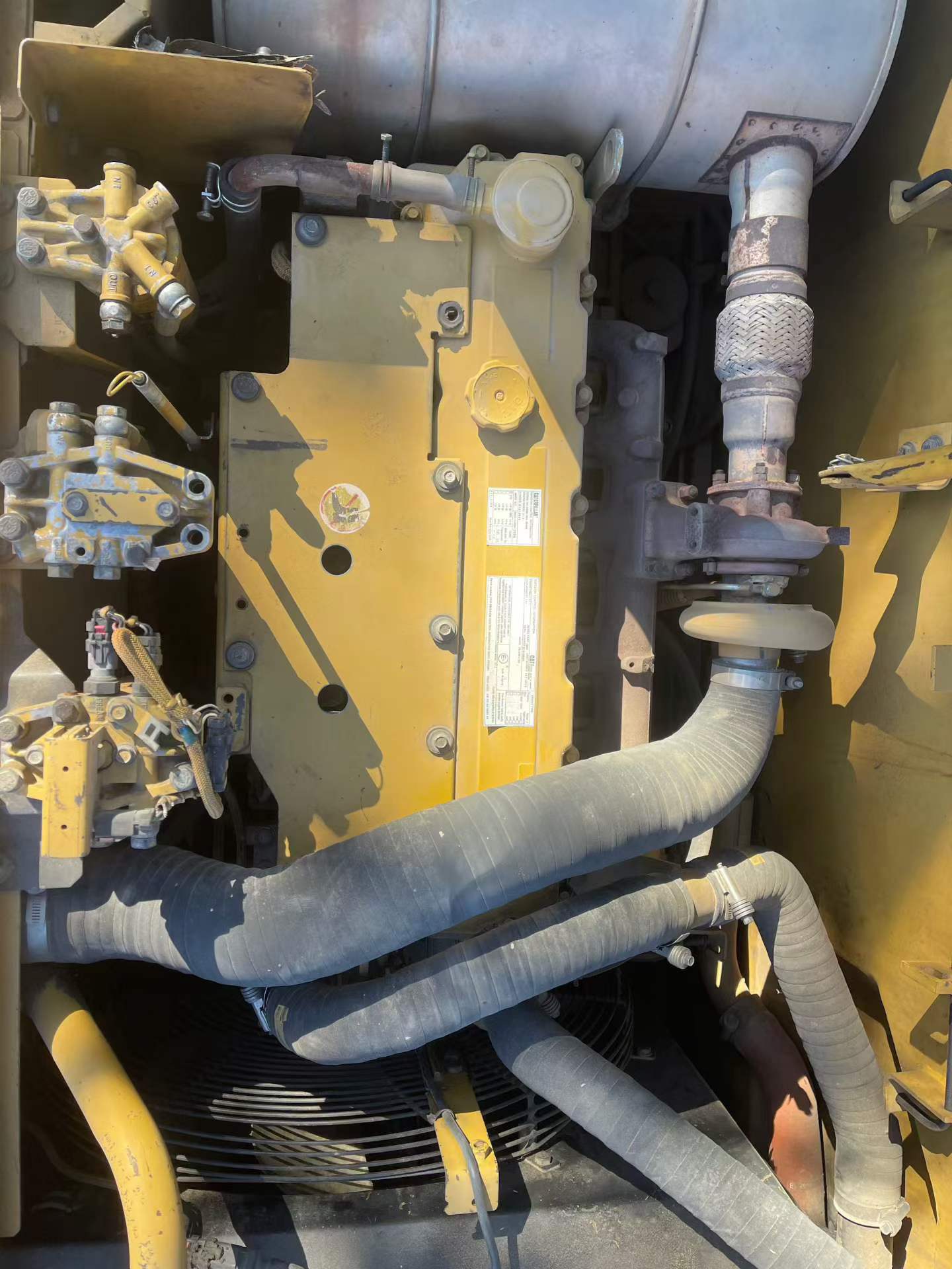 Buy Caterpillar 320D Used Excavator / 7 Buy Caterpillar 320D Used Excavator / 7