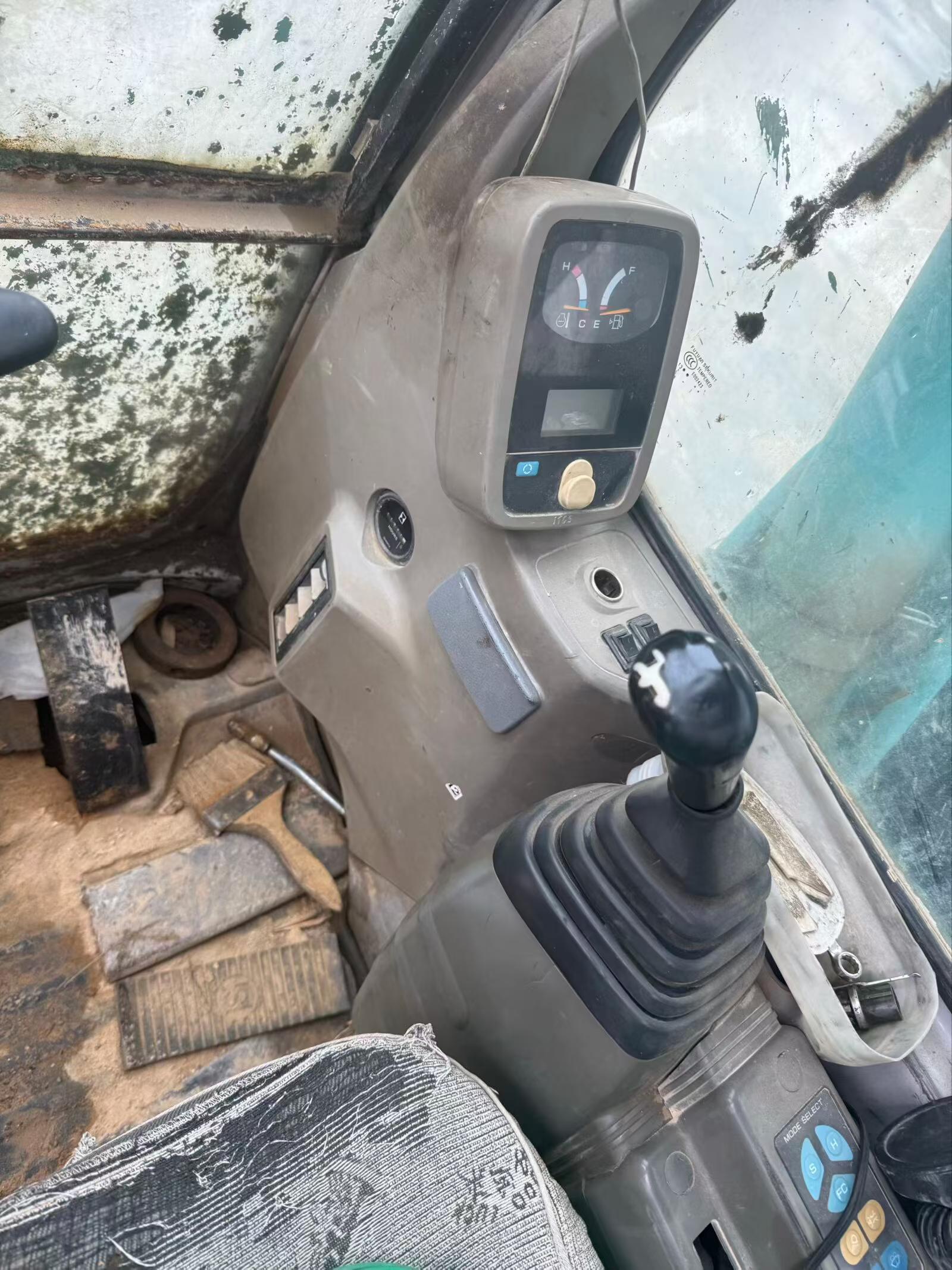 Acheter Pelle Kobelco SK115SR d'occasion / 5
