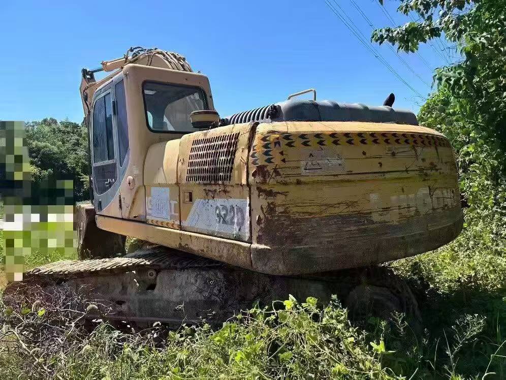 Buy Sany SY205C Used Excavator / 8 Buy Sany SY205C Used Excavator / 8