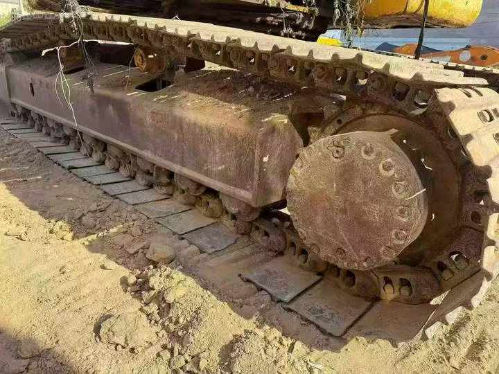 Buy Komatsu PC210 Used Excavator / 2