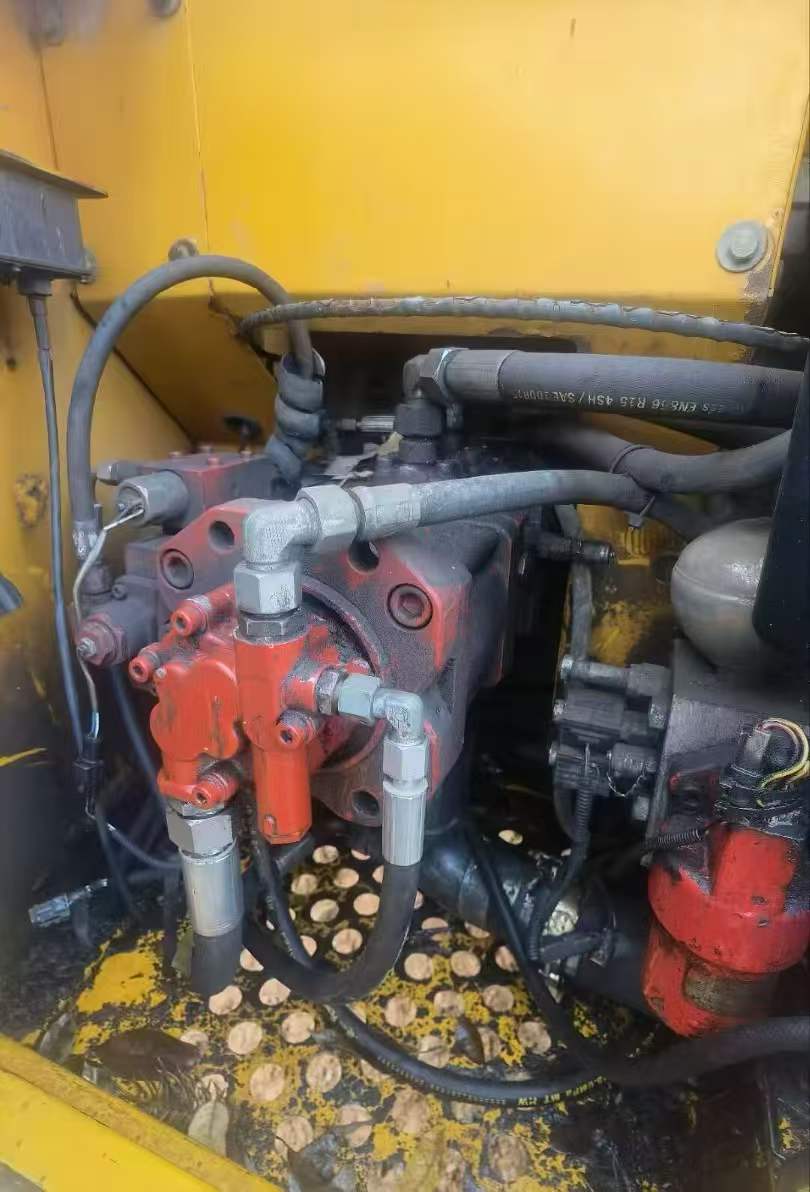 Buy XCMG XE150 Used Excavator / 5 Buy XCMG XE150 Used Excavator / 5