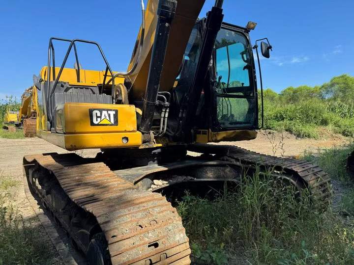 Compre Escavadeira Caterpillar 330B Usada / 6 Compre Escavadeira Caterpillar 330B Usada / 6