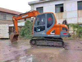Compre Escavadeira Doosan DX75 Usada / 2 Compre Escavadeira Doosan DX75 Usada / 2