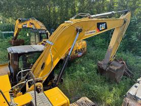 Compre Escavadeira Caterpillar 330B Usada / 5 Compre Escavadeira Caterpillar 330B Usada / 5