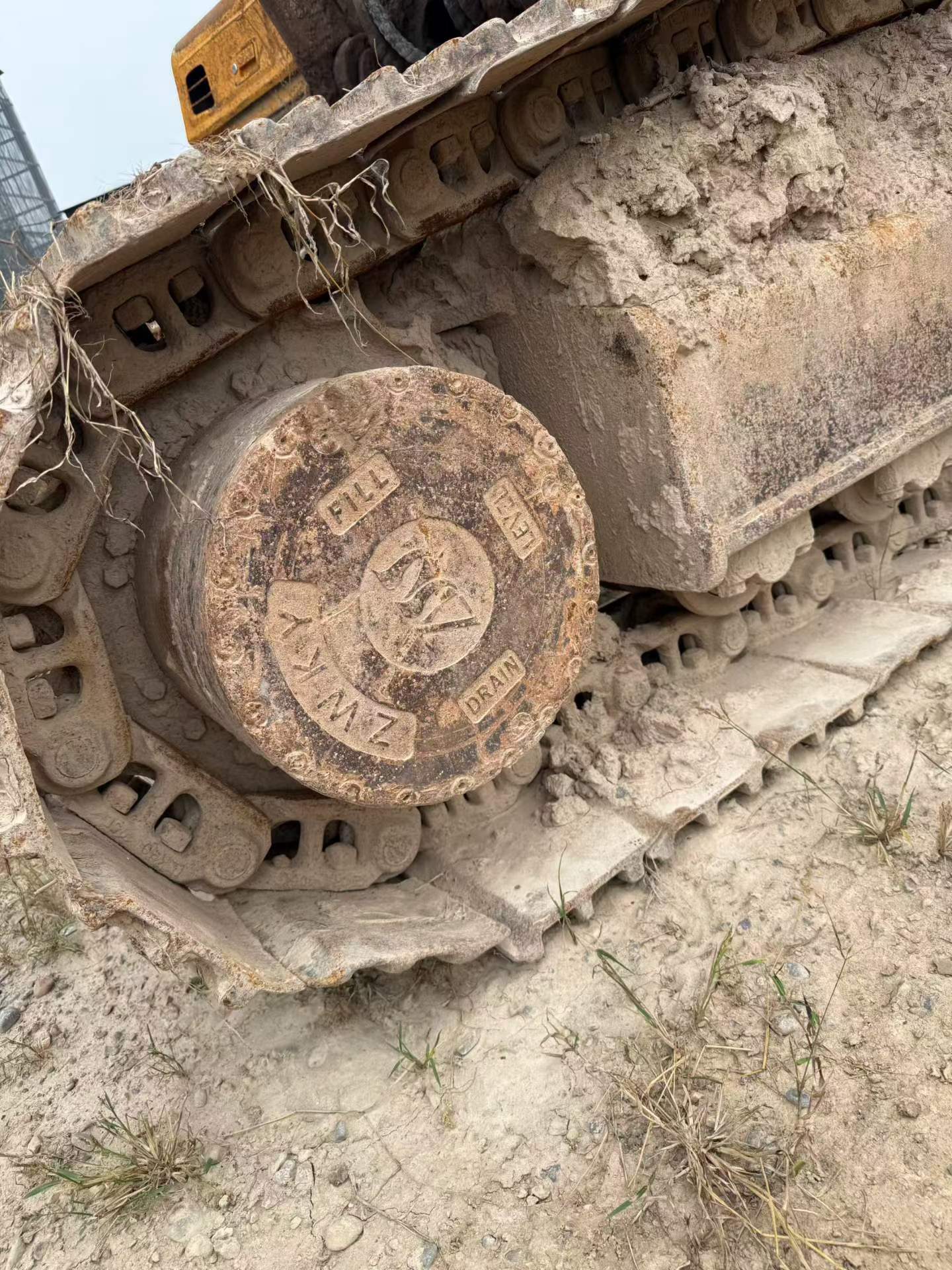 شراء حفارة Hyundai R225-7 مستعملة / 6