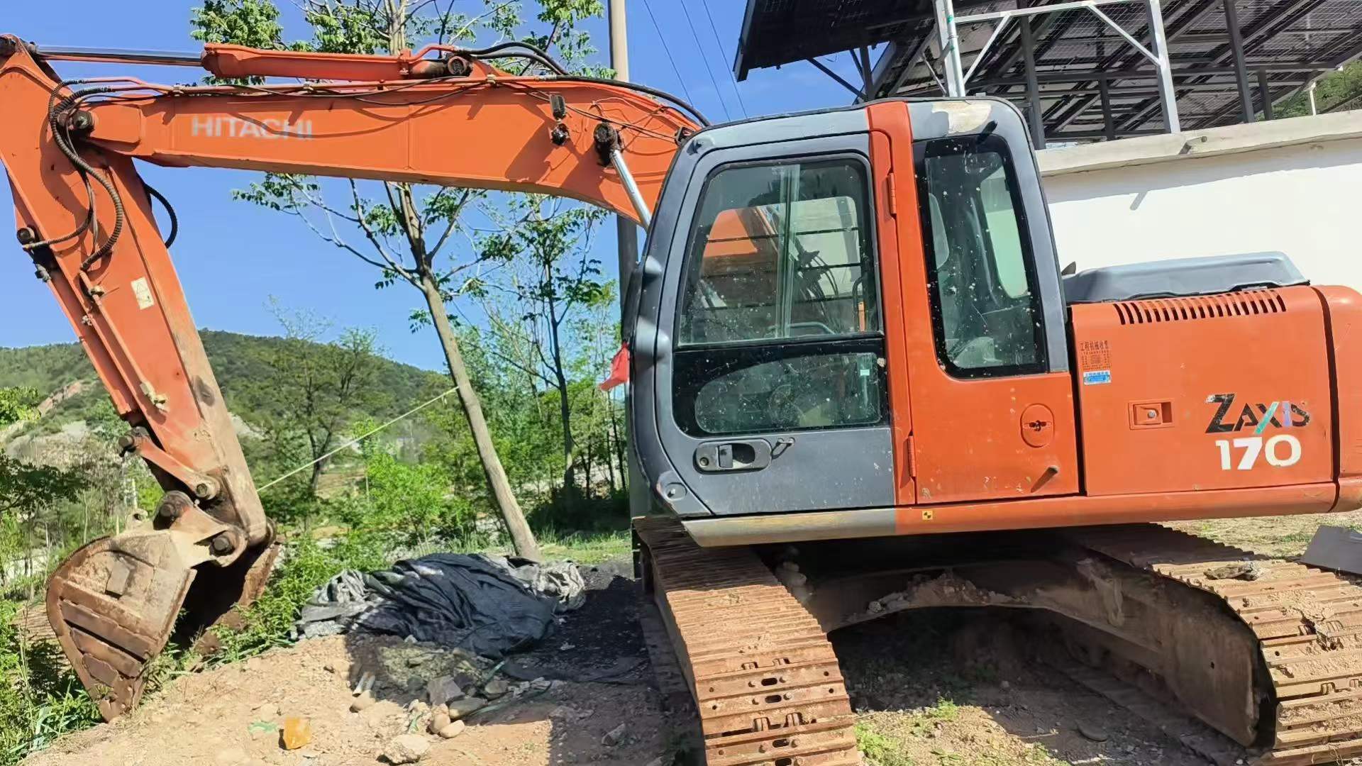 Compre Excavadora Hitachi EX120 Usada / 8