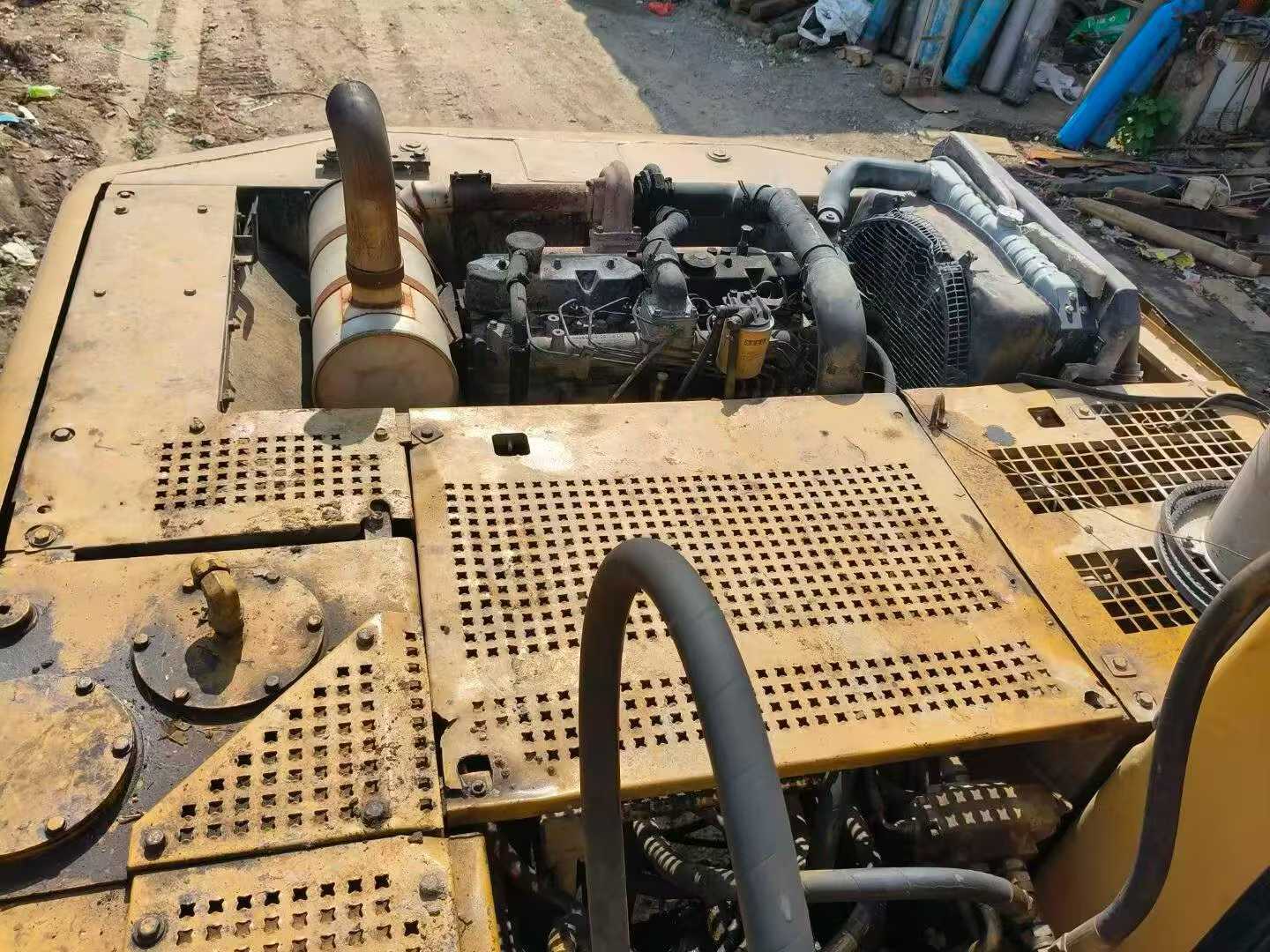Compre Escavadeira Caterpillar 320V2 Usada / 6 Compre Escavadeira Caterpillar 320V2 Usada / 6