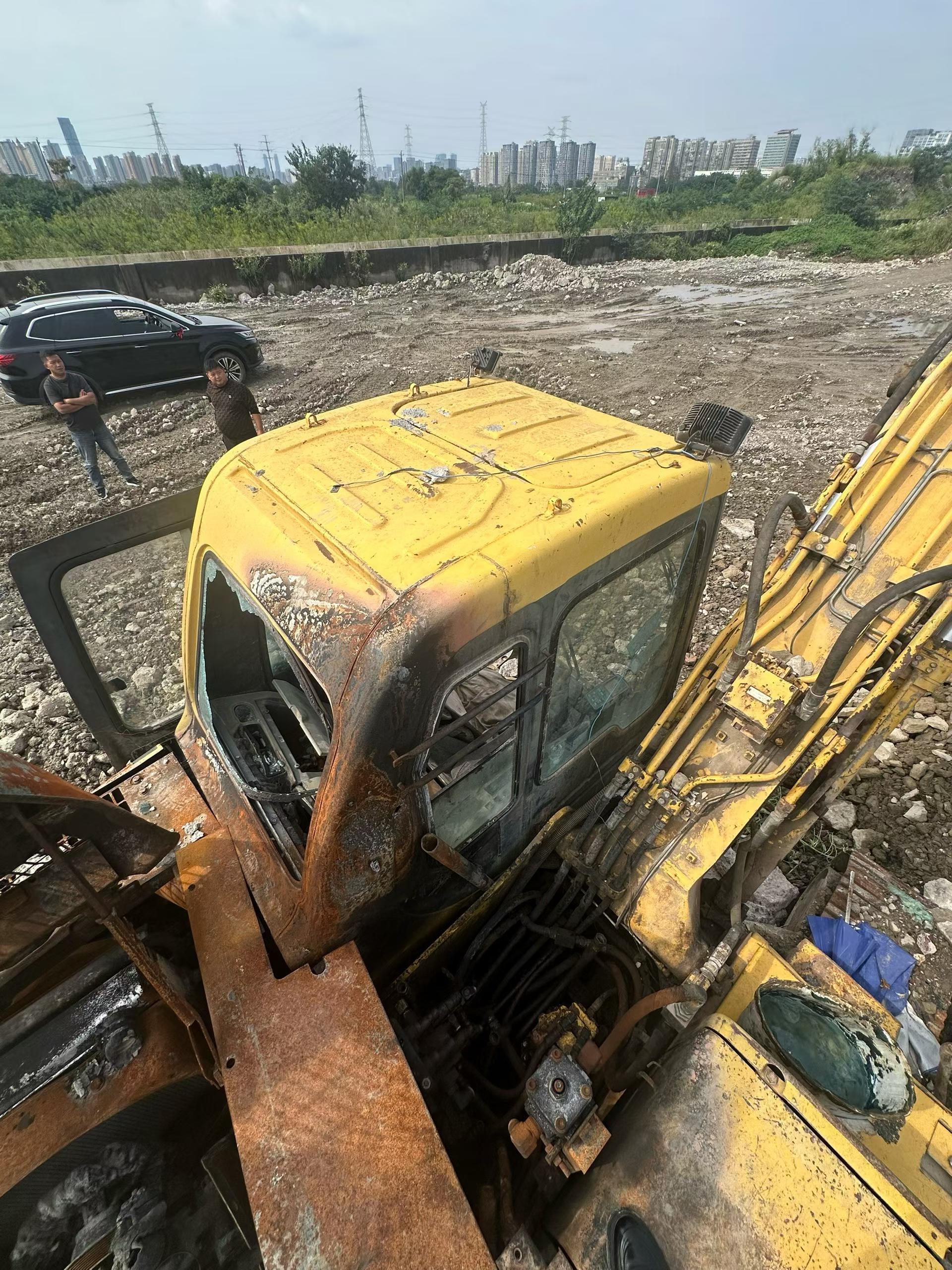 Buy Komatsu PC100 Used Excavator / 3 Buy Komatsu PC100 Used Excavator / 3