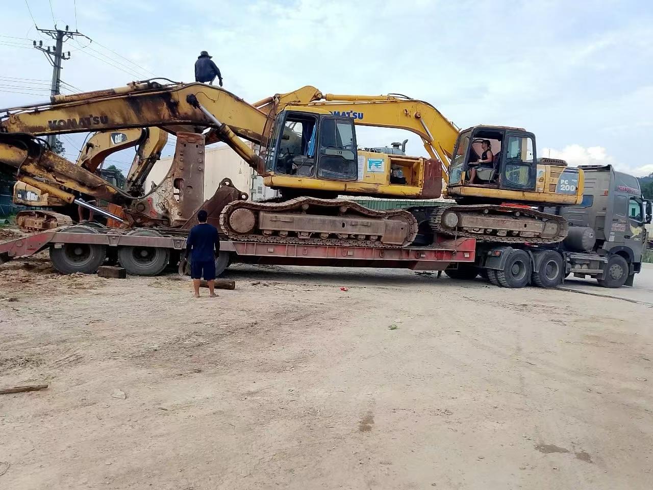 Buy Komatsu PC200-6 Used Excavator