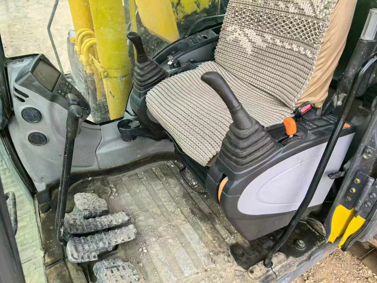 Buy Sumitomo S260 Used Excavator / 8