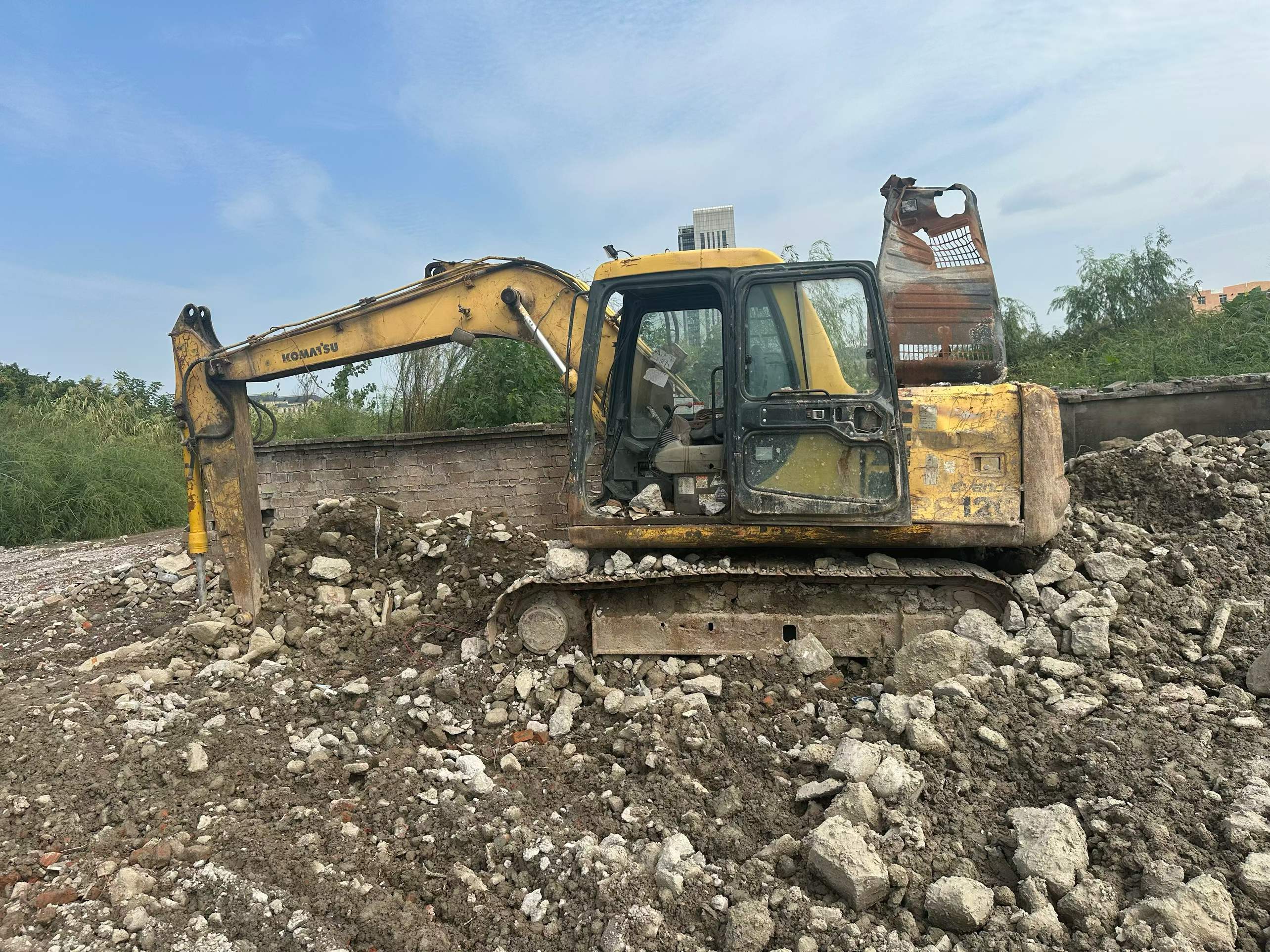 Buy Komatsu PC100 Used Excavator / 8 Buy Komatsu PC100 Used Excavator / 8