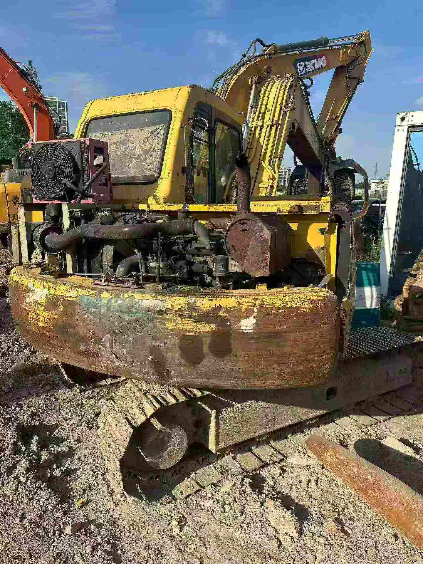 Buy Komatsu PC60 Used Excavator / 1