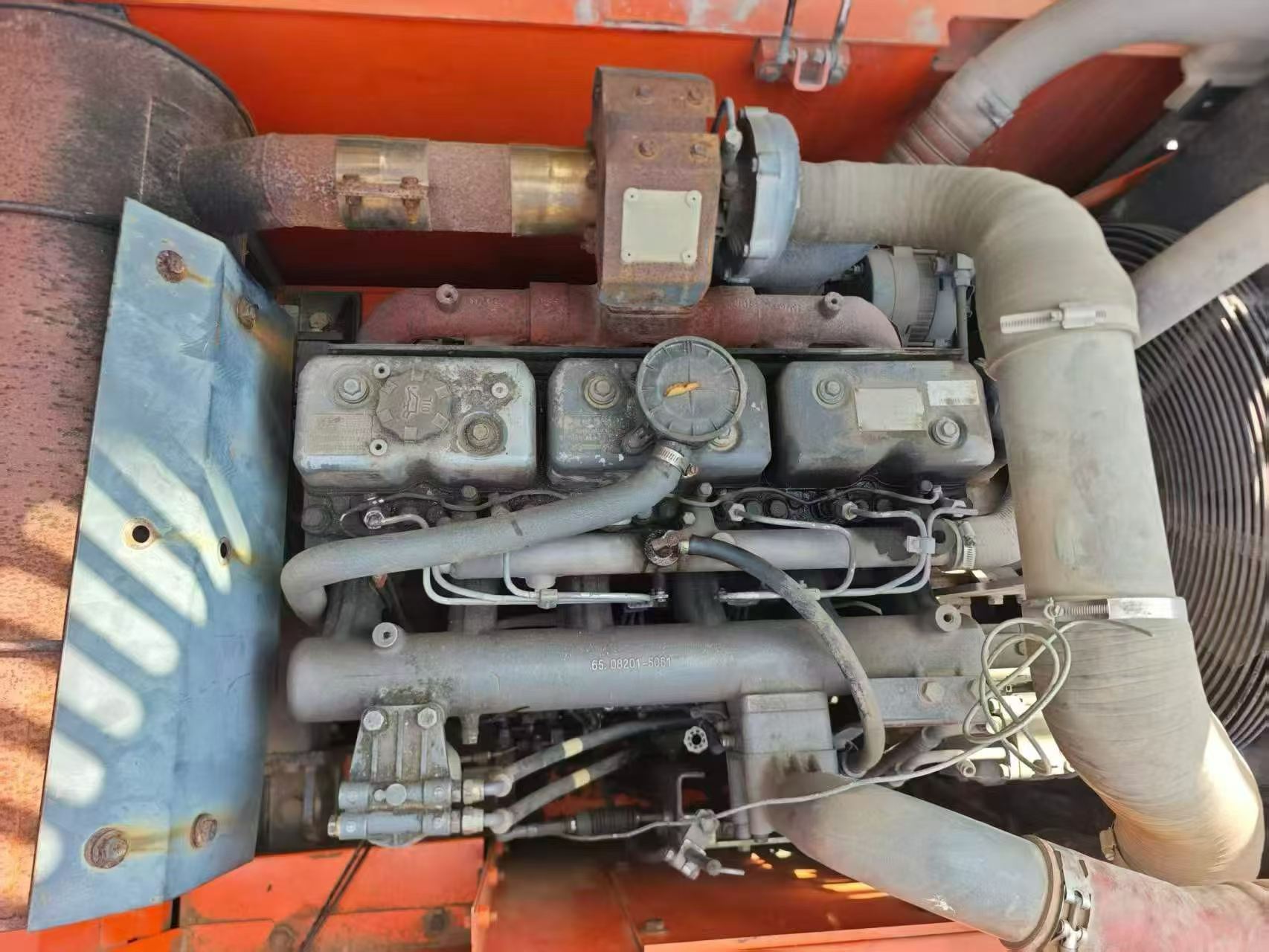 Buy Doosan DH215-9 Used Excavator / 4 Buy Doosan DH215-9 Used Excavator / 4