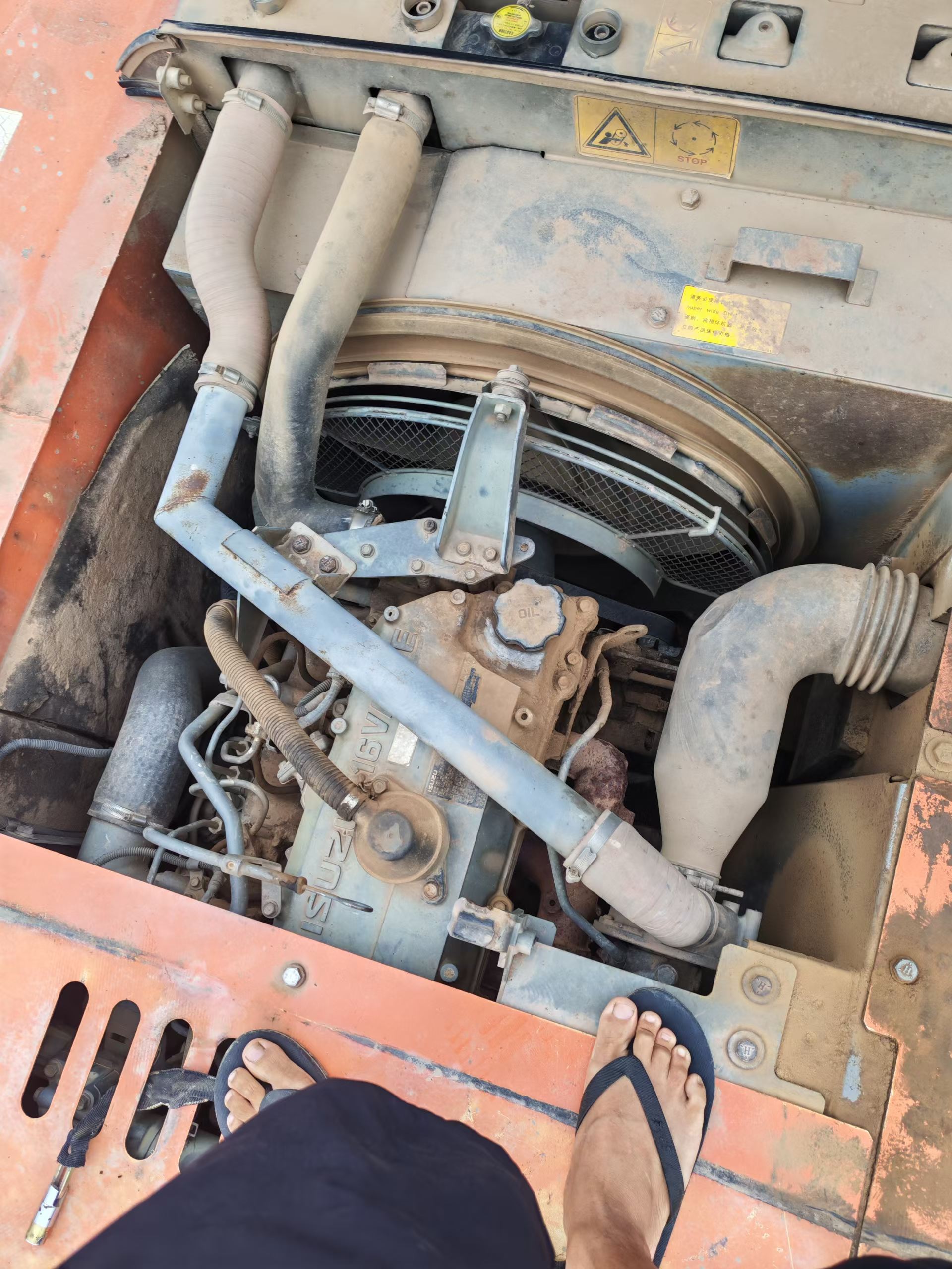 Buy Hitachi EX200-3 Used Excavator / 6 Buy Hitachi EX200-3 Used Excavator / 6