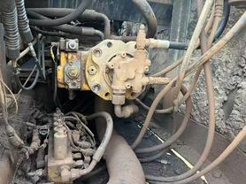 Buy Kato HD512-6 Used Excavator / 5 Buy Kato HD512-6 Used Excavator / 5