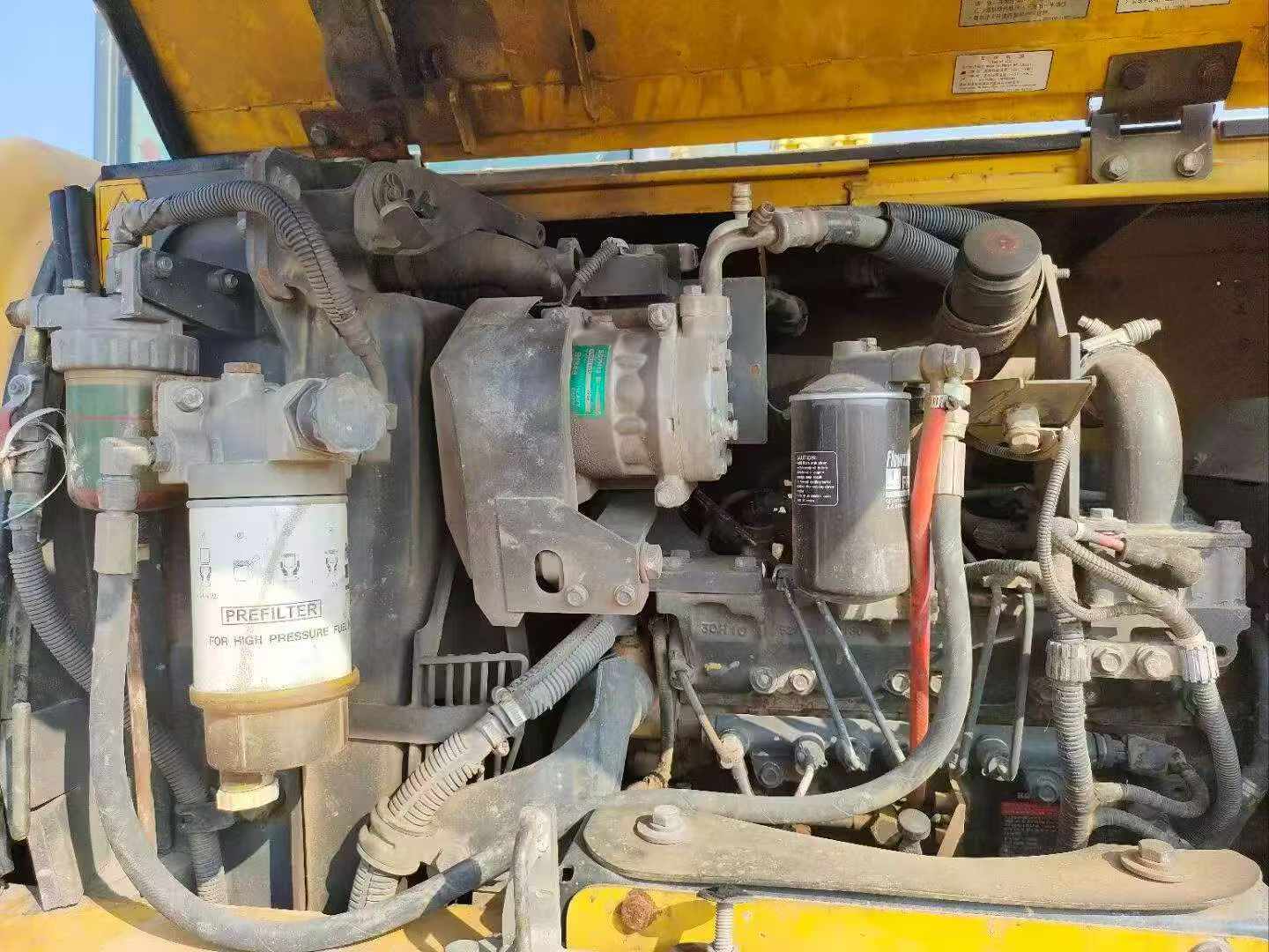Buy Komatsu PC70 Used Excavator / 2