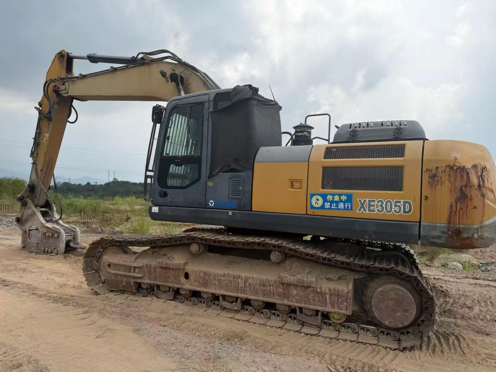 Buy XCMG XE305D Used Excavator / 5