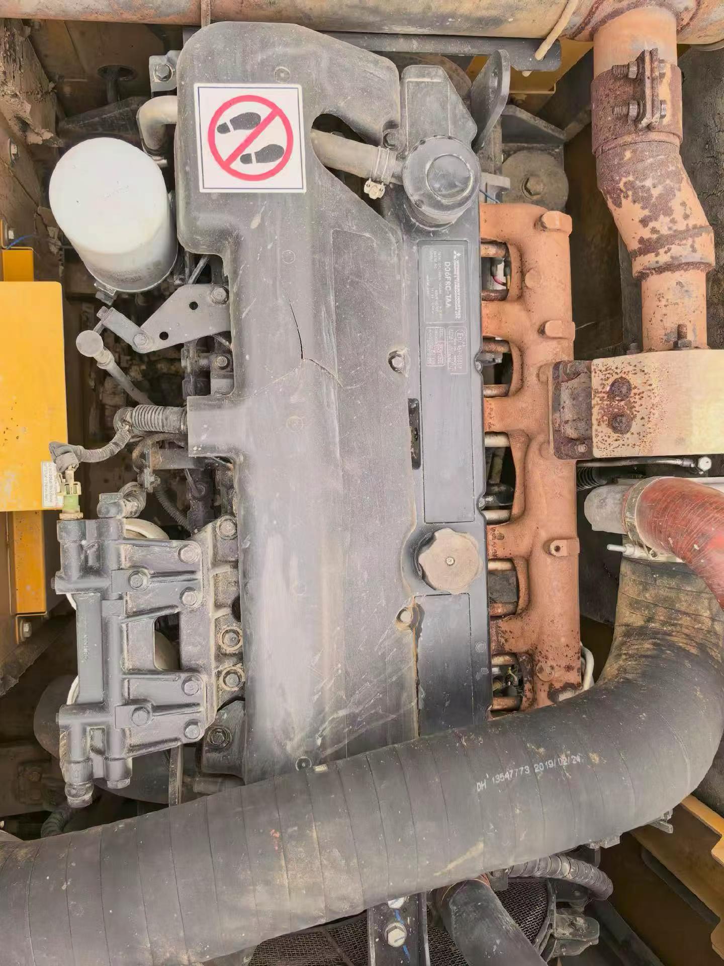 Buy Sany SY245H Used Excavator / 7 Buy Sany SY245H Used Excavator / 7