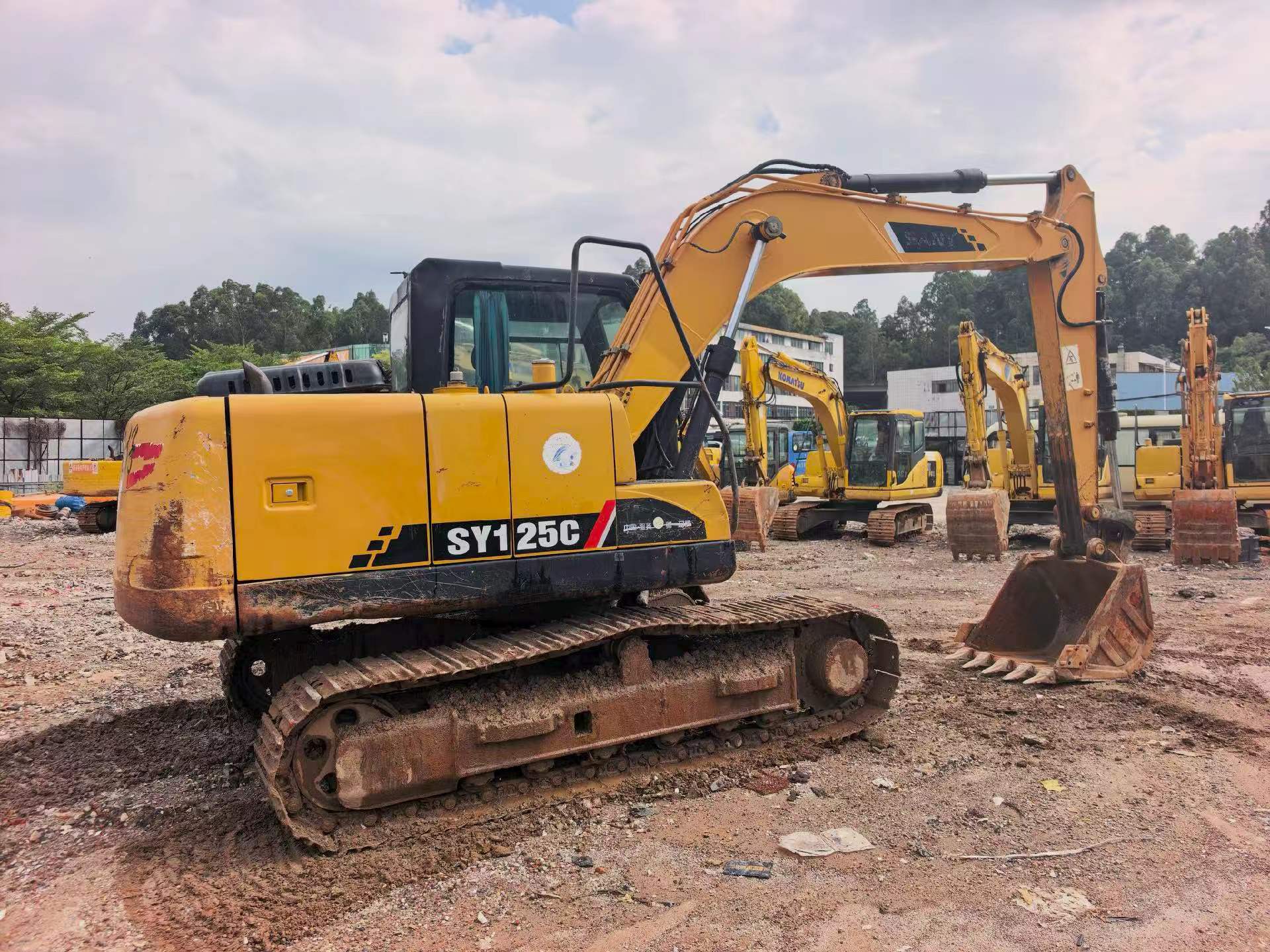 Buy Sany SY125C Used Excavator / 3 Buy Sany SY125C Used Excavator / 3