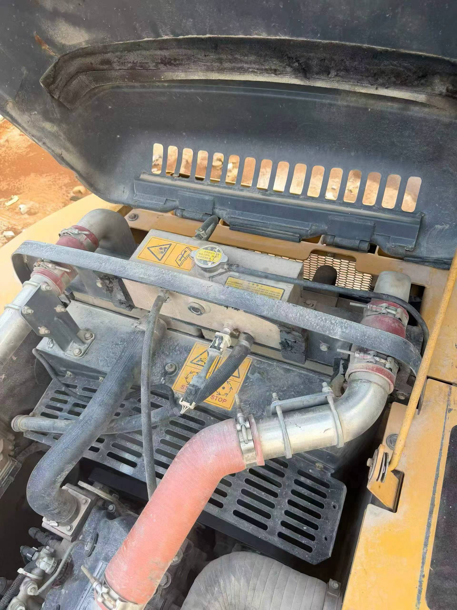Buy XCMG XE135B Used Excavator / 5