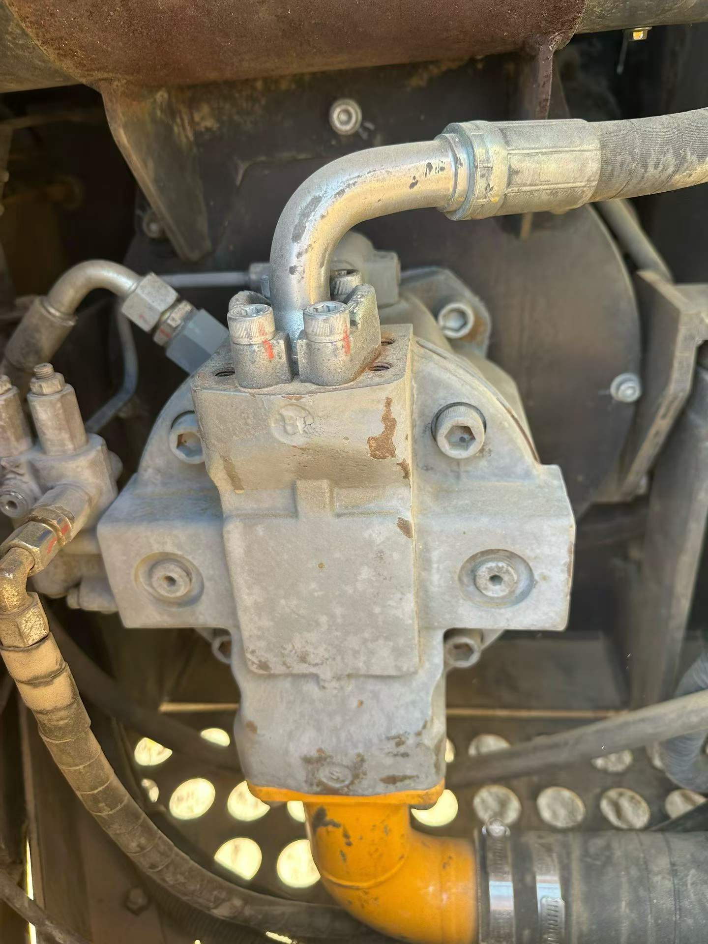 Buy Sany SY65C Used Excavator / 5 Buy Sany SY65C Used Excavator / 5