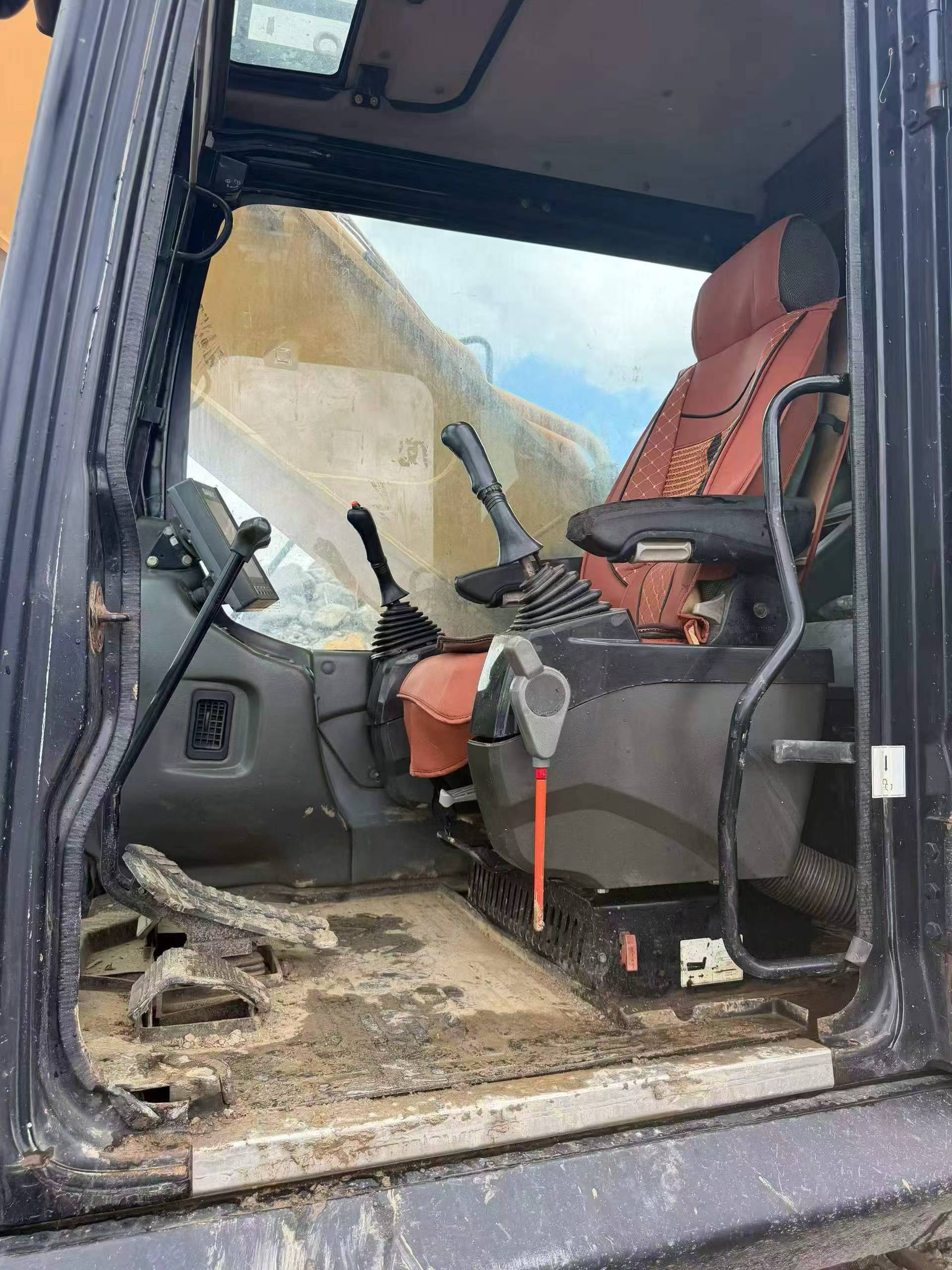 Buy Sany SY365C Used Excavator / 9 Buy Sany SY365C Used Excavator / 9