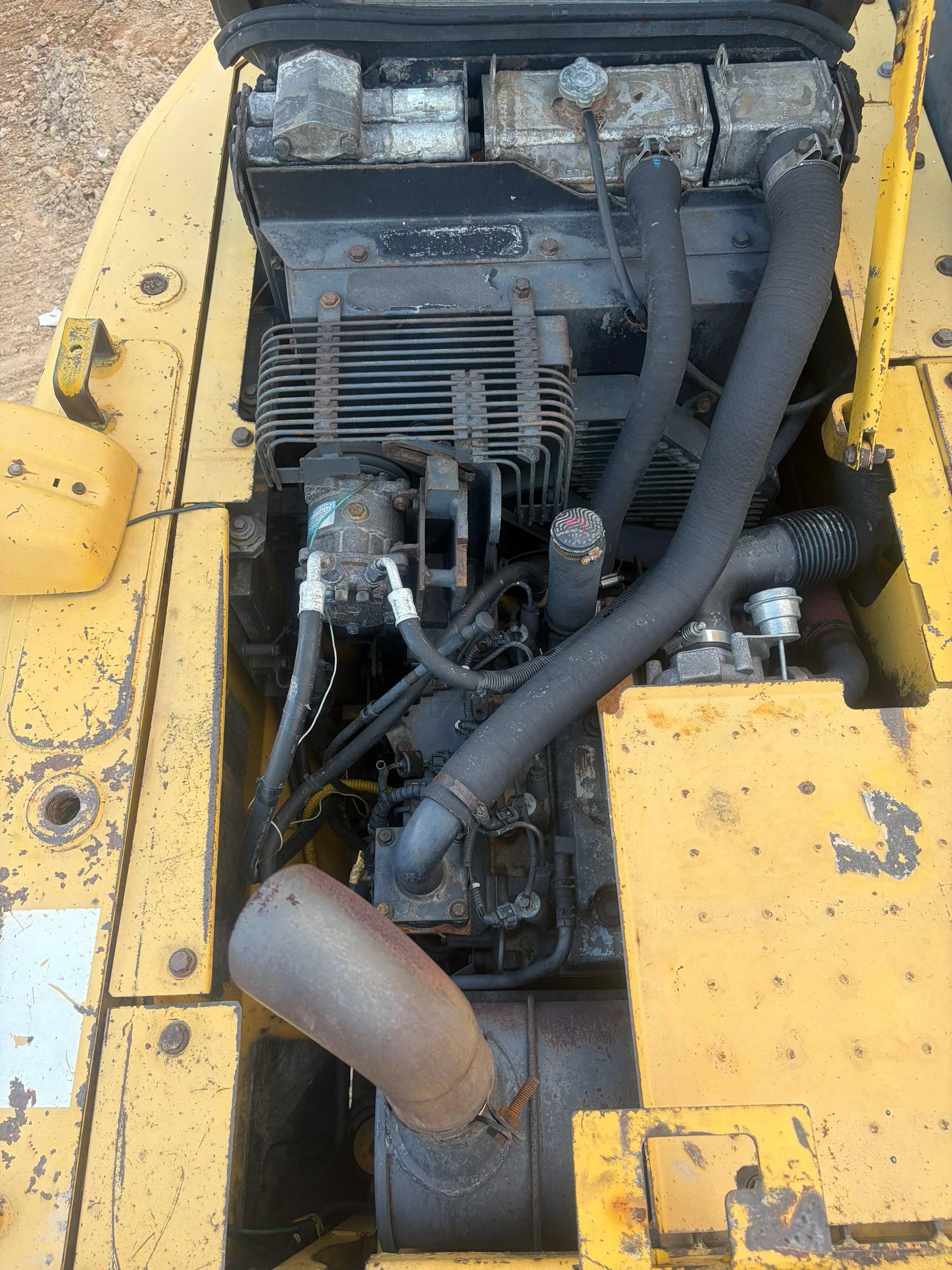 Buy Komatsu PC120-8 Used Excavator / 9 Buy Komatsu PC120-8 Used Excavator / 9