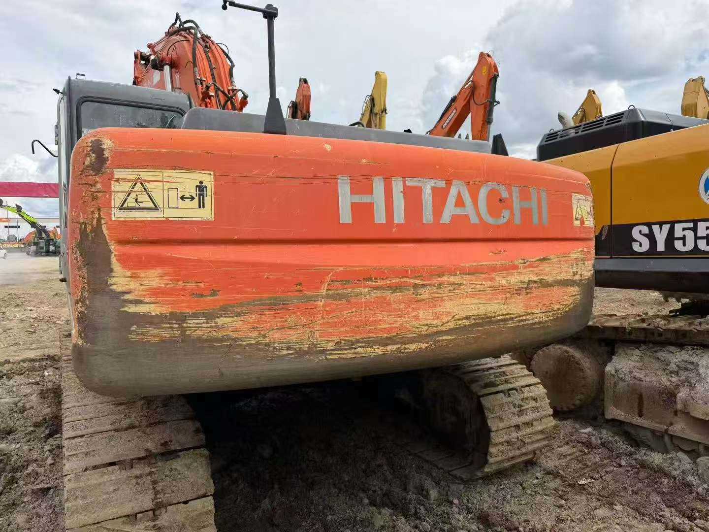 Buy Hitachi EX250-5 Used Excavator / 2