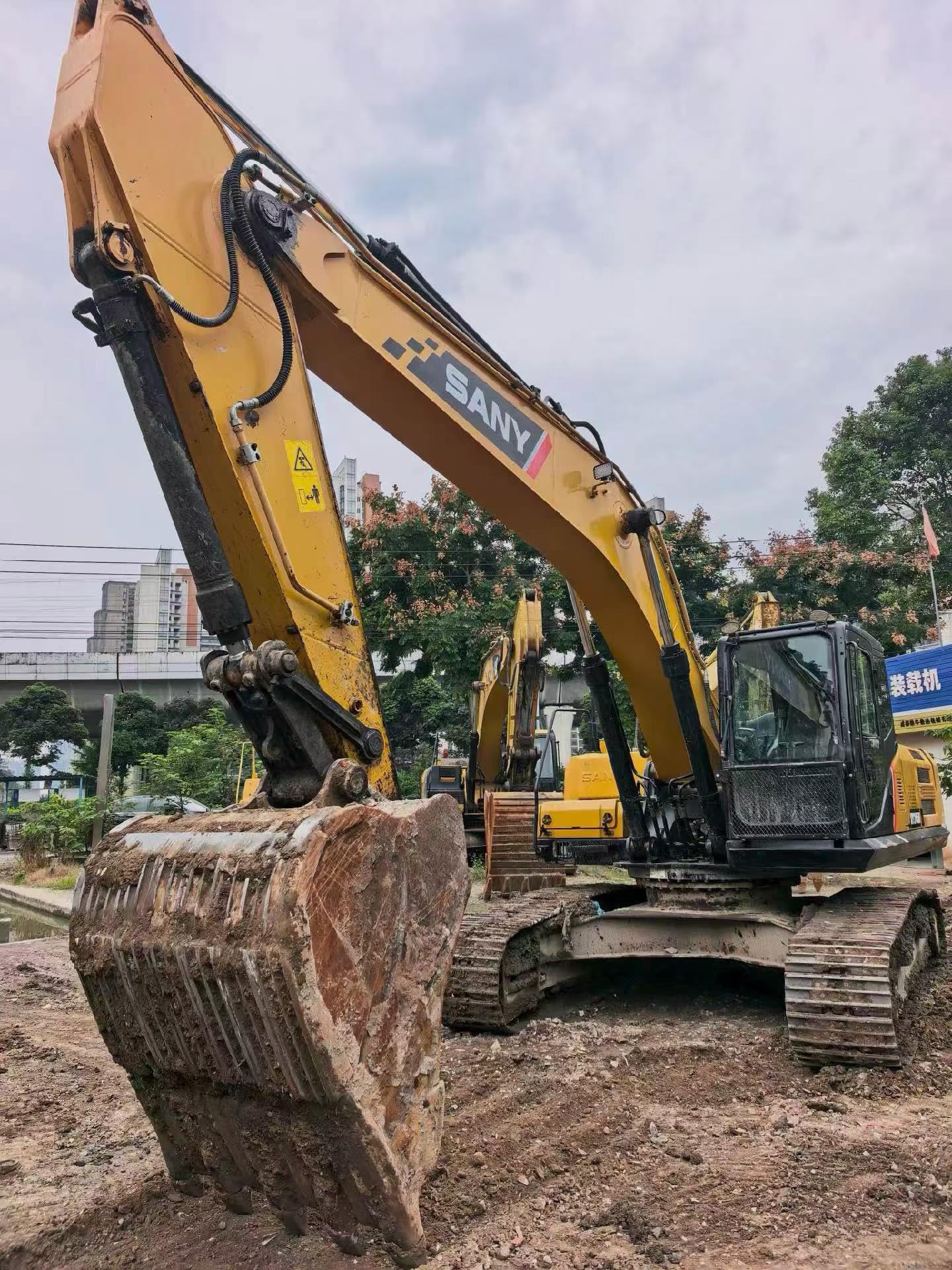 Buy Sany SY245H Used Excavator / 2 Buy Sany SY245H Used Excavator / 2