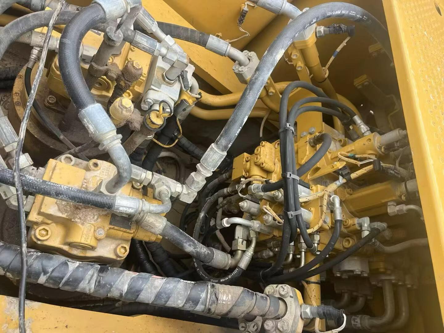 Buy Caterpillar 349E Used Excavator / 4