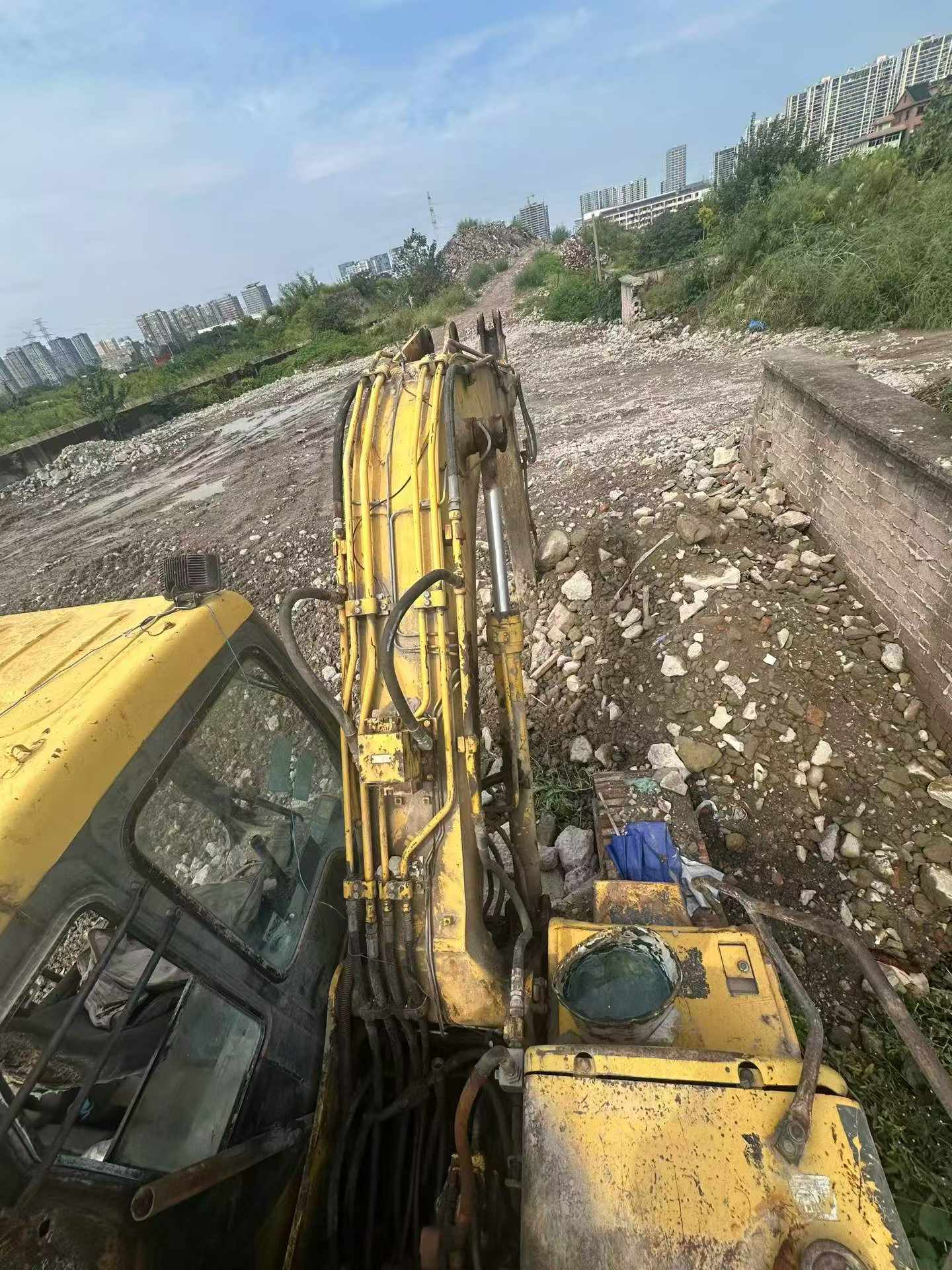 Buy Komatsu PC100 Used Excavator / 2 Buy Komatsu PC100 Used Excavator / 2