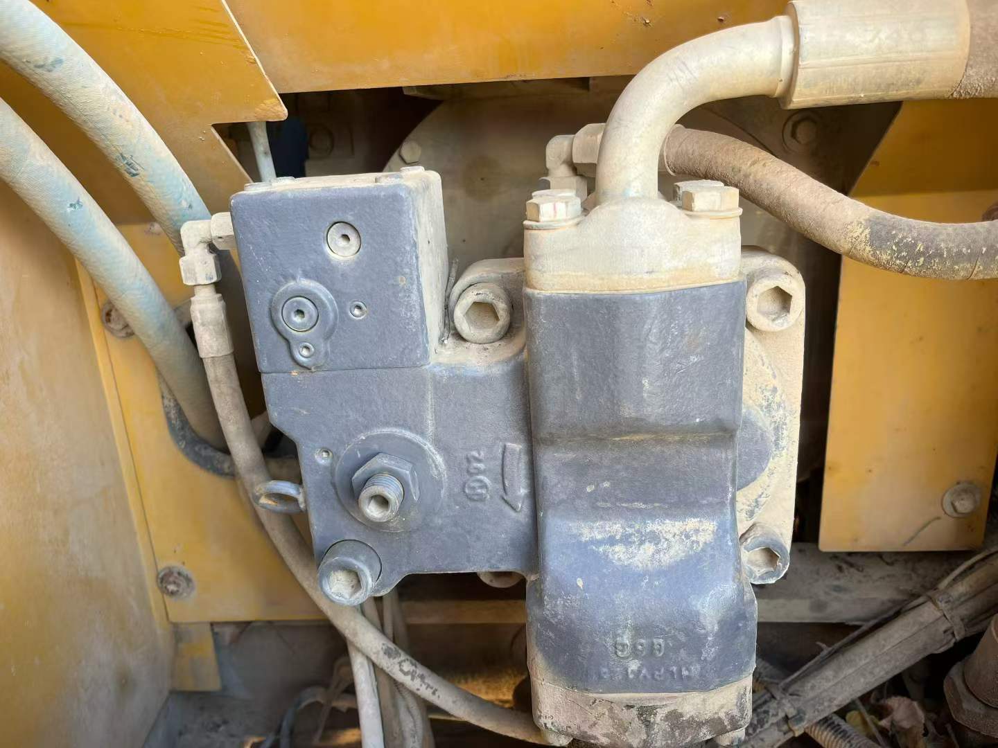 Buy XCMG XE150 Used Excavator / 8