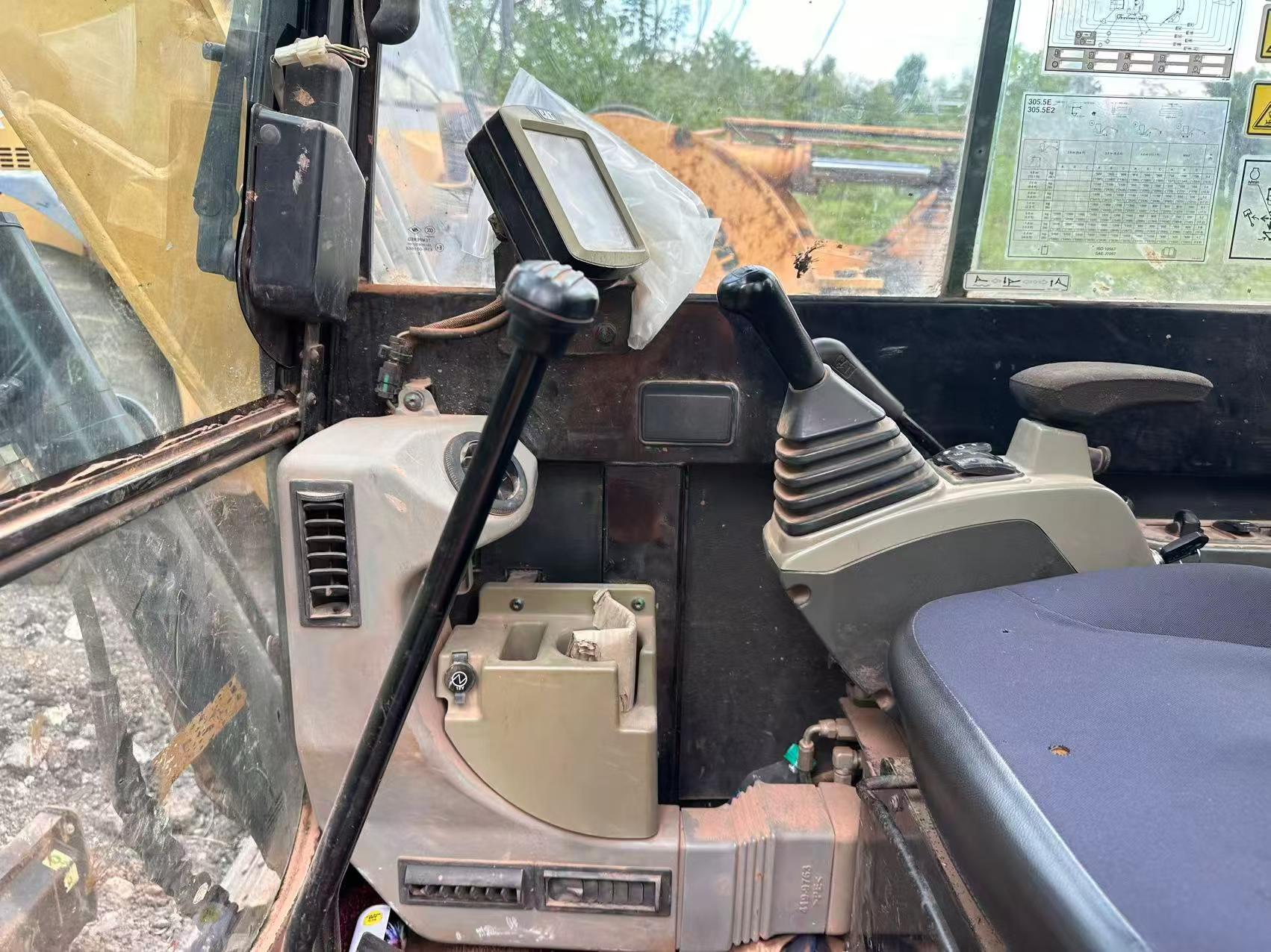 Buy Caterpillar 305.5 Used Excavator / 2 Buy Caterpillar 305.5 Used Excavator / 2