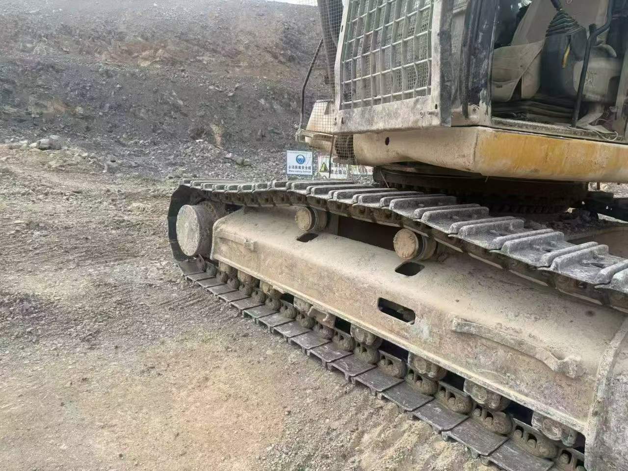 Buy Caterpillar 349E Used Excavator / 3