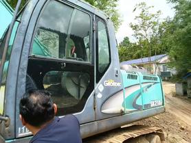 Buy Kobelco SK210 Used Excavator / 7 Buy Kobelco SK210 Used Excavator / 7