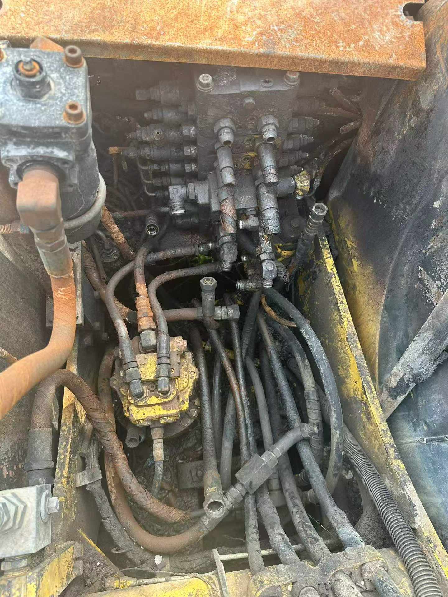 Buy Komatsu PC100 Used Excavator / 5 Buy Komatsu PC100 Used Excavator / 5
