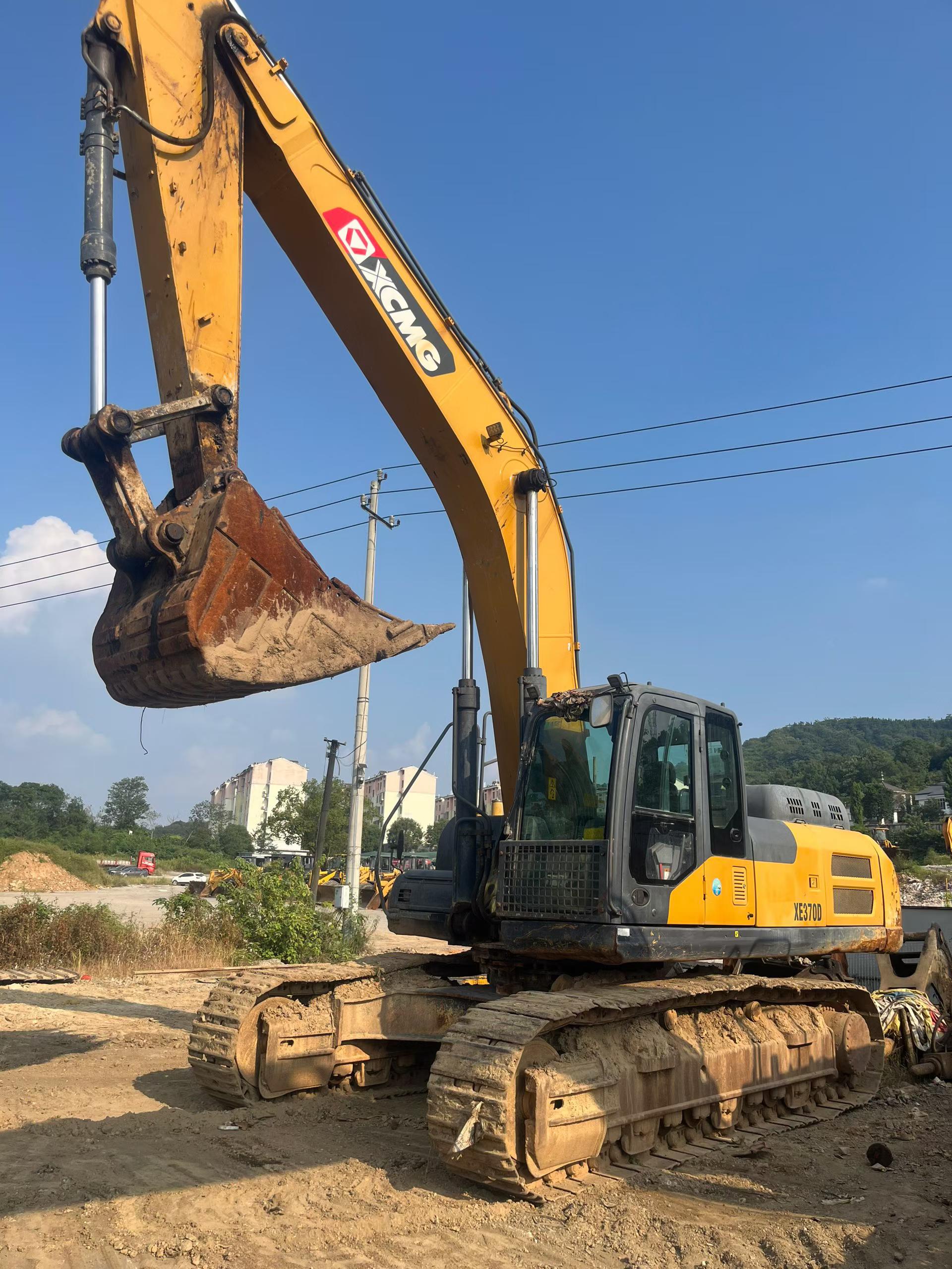 Buy XCMG XE370 Used Excavator / 7 Buy XCMG XE370 Used Excavator / 7