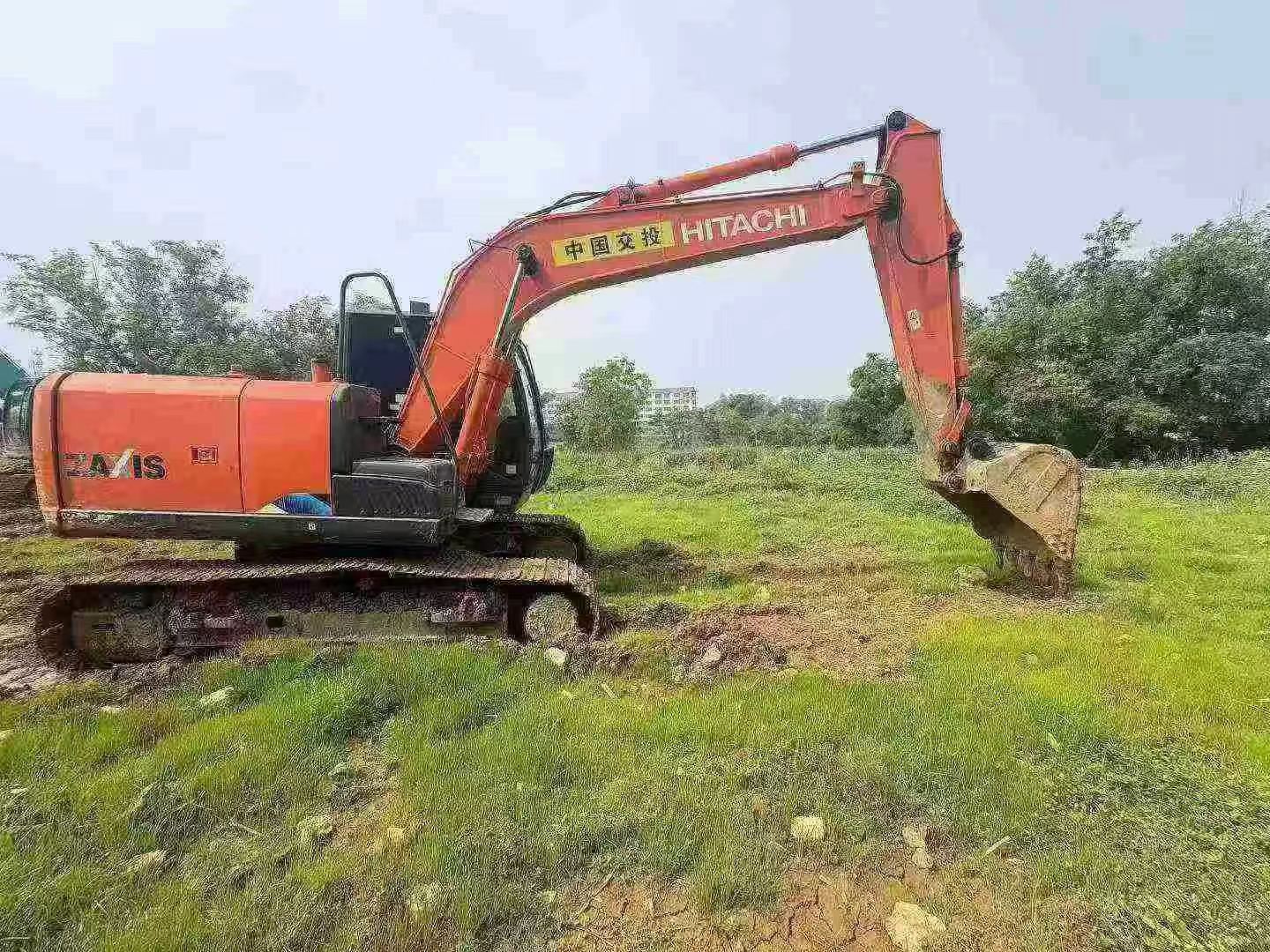 Buy Hitachi ZX130-5A Used Excavator / 1