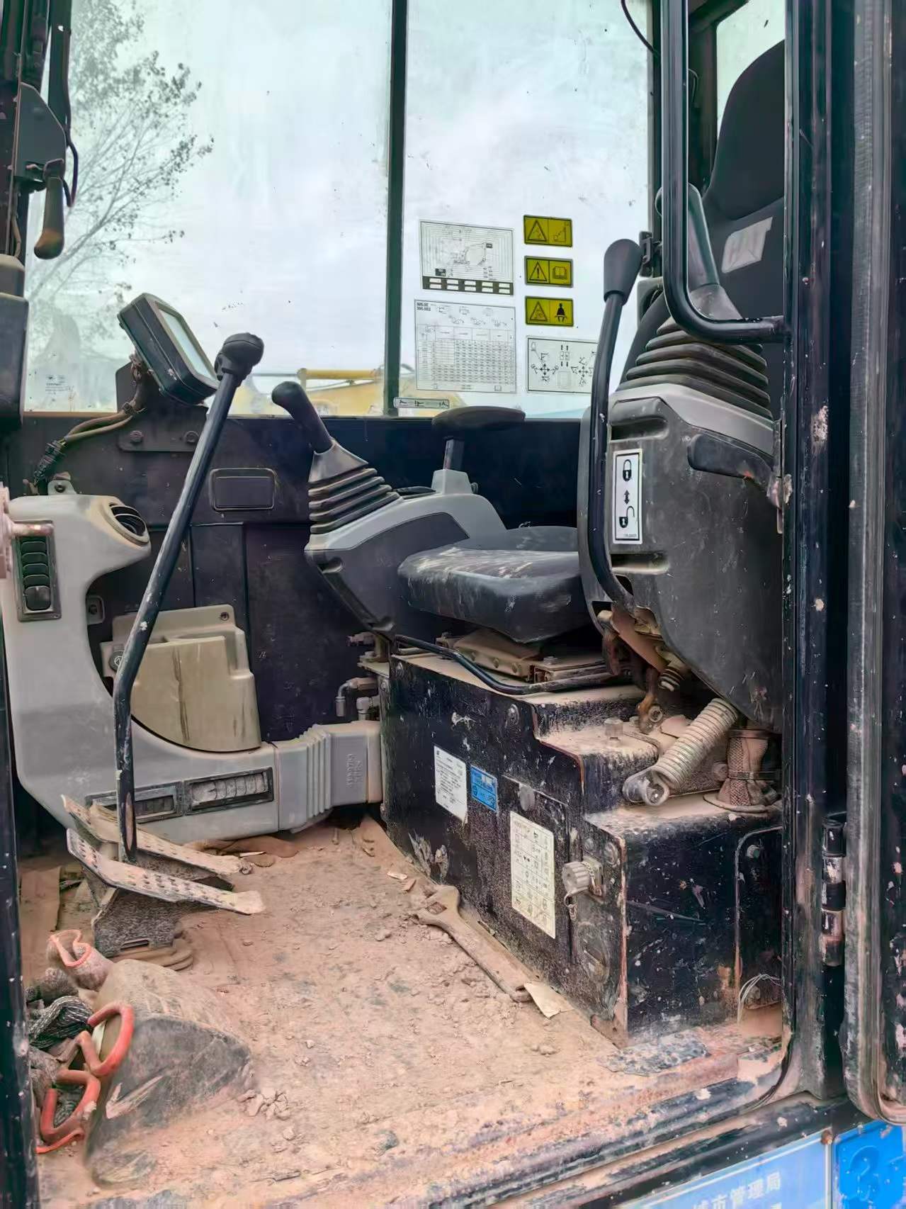Buy Caterpillar 305.5 Used Excavator / 1