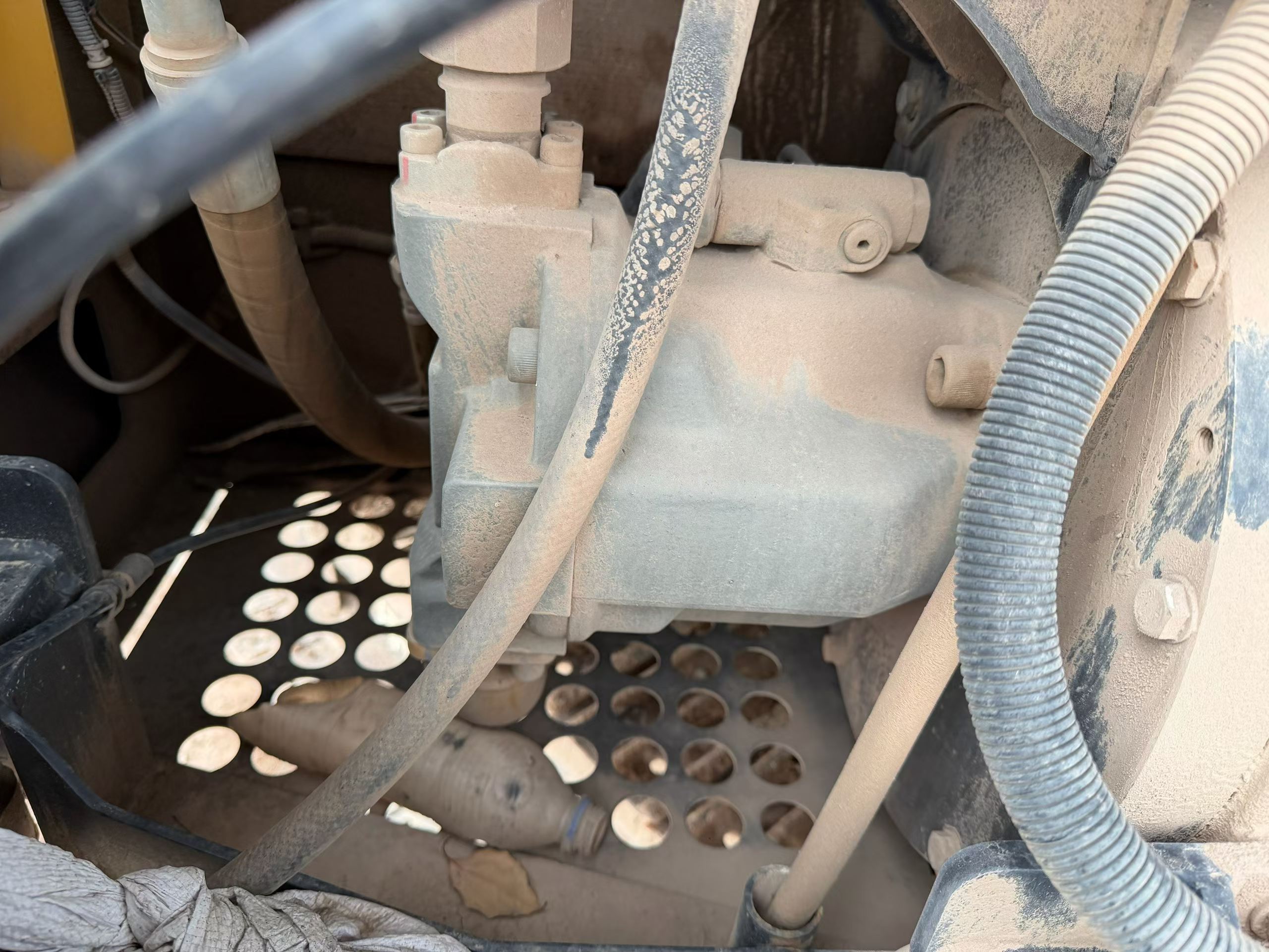 Buy Sany SY60 Used Excavator / 8