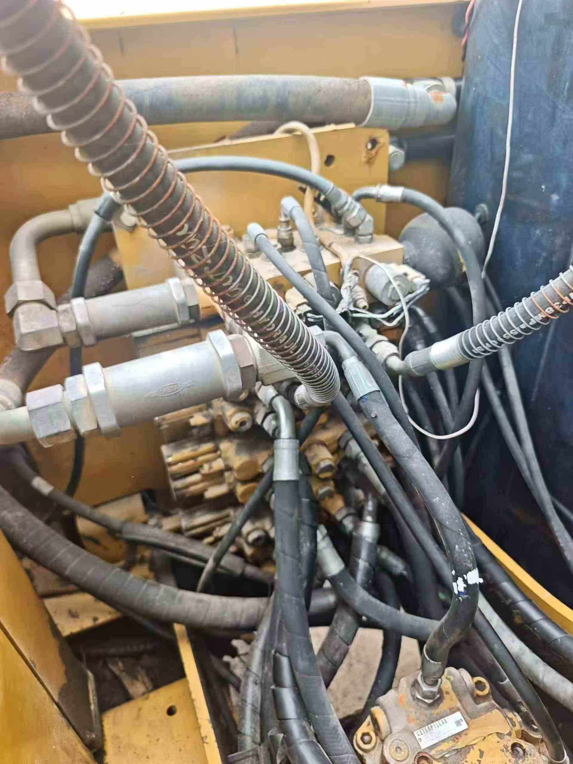 Acheter Pelle Caterpillar 307B d'occasion / 9 Acheter Pelle Caterpillar 307B d'occasion / 9